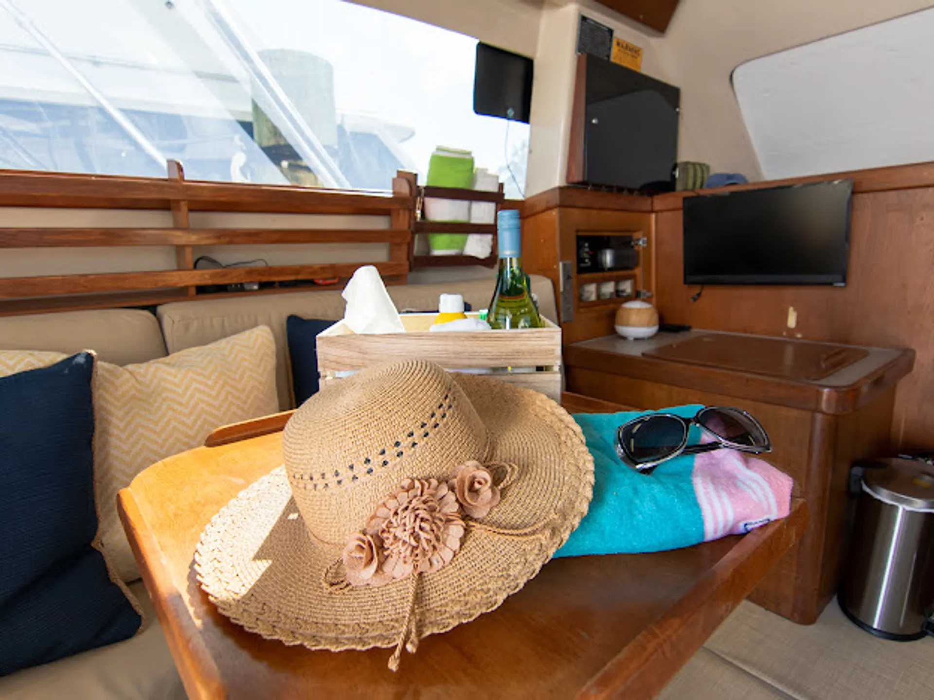 Luhrs Boats IO1042153 in Key Largo, FL — photo 7