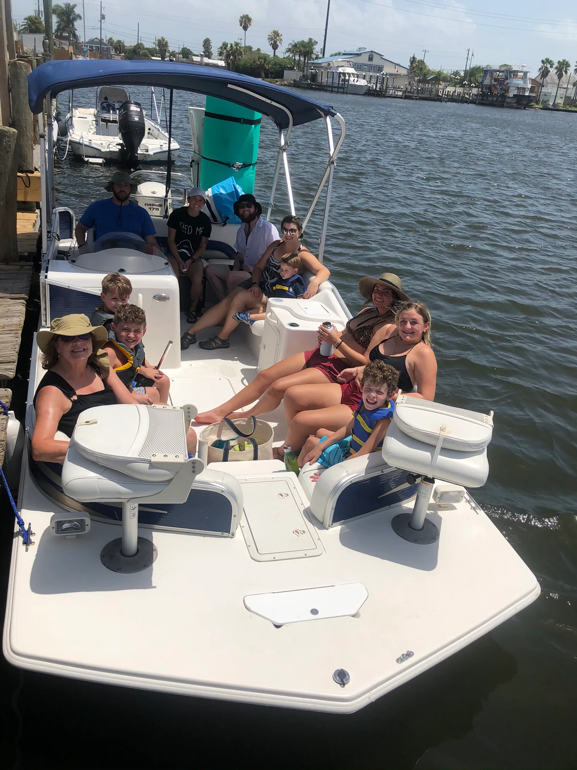 23ft Hurricane fundeck - 12 passenger