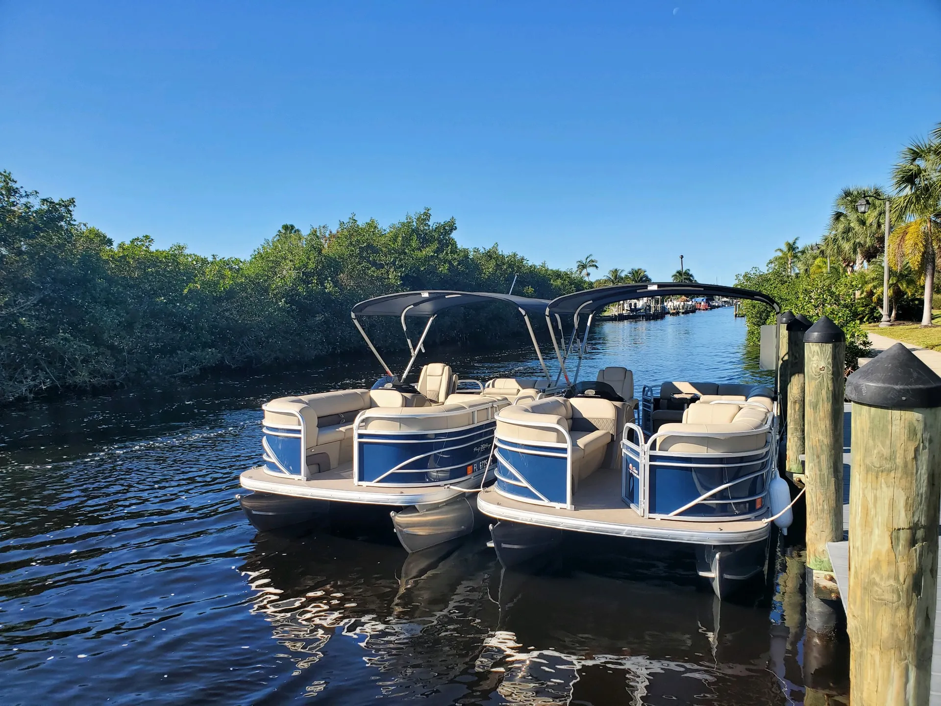 SUN TRACKER PARTY BARGE 20 DLX in Cape Coral, FL — photo 4
