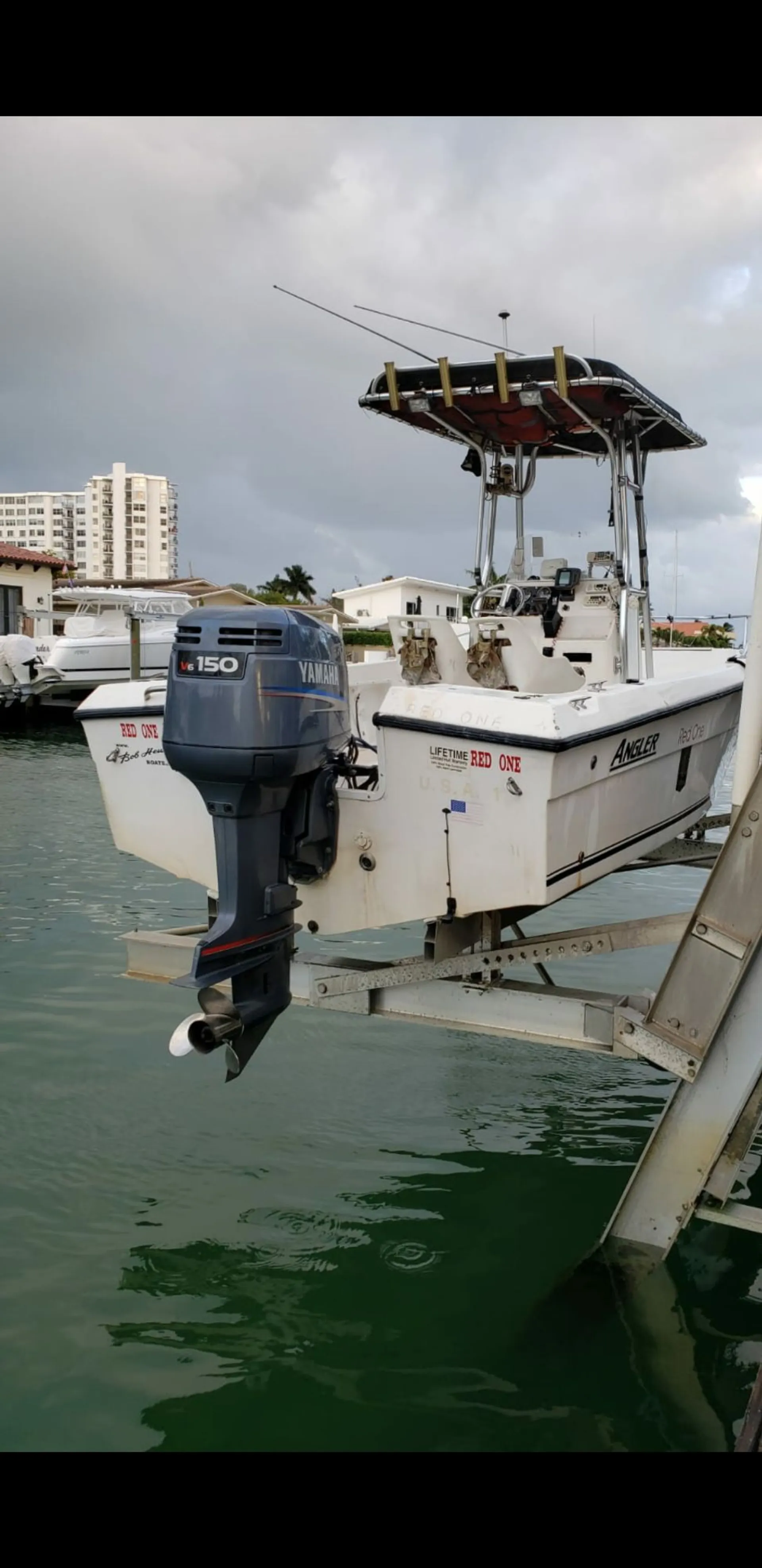 Angler Boats 204WA  in Bay Harbor Islands, FL — photo 2
