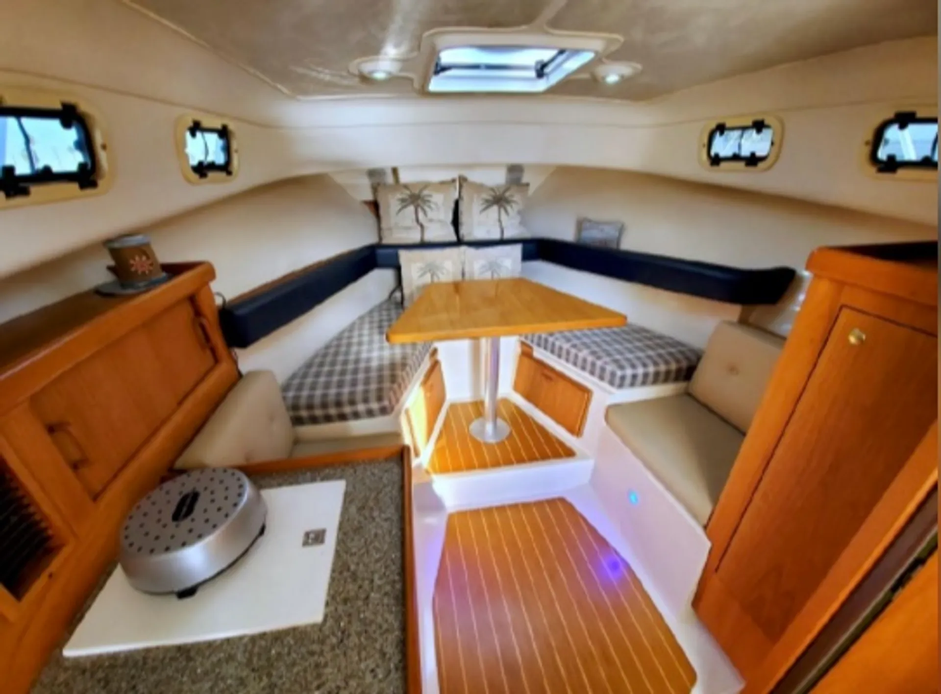 Gorgeous Mainship 30 Motoryacht - Downtown SF!