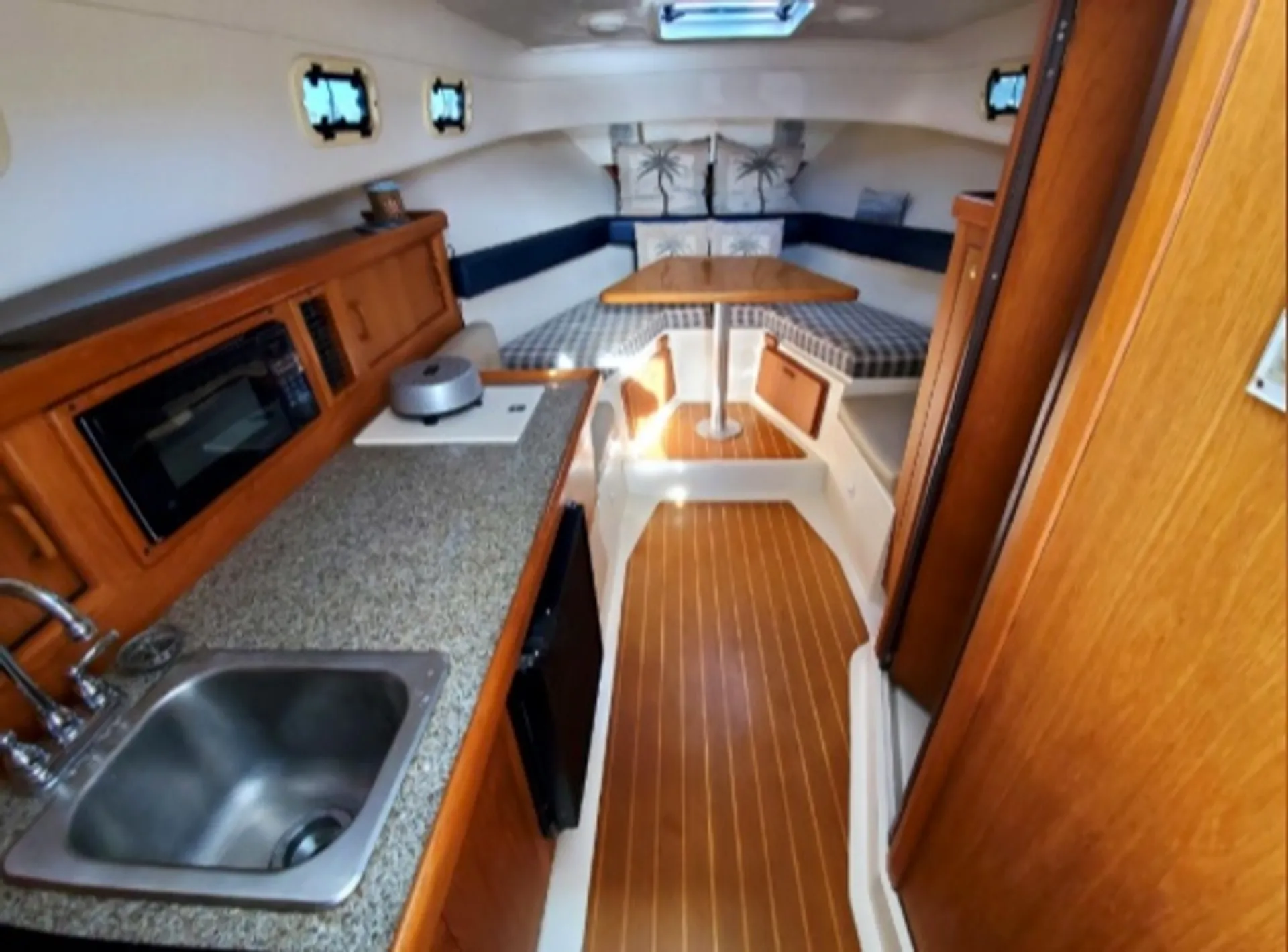 Gorgeous Mainship 30 Motoryacht - Downtown SF!