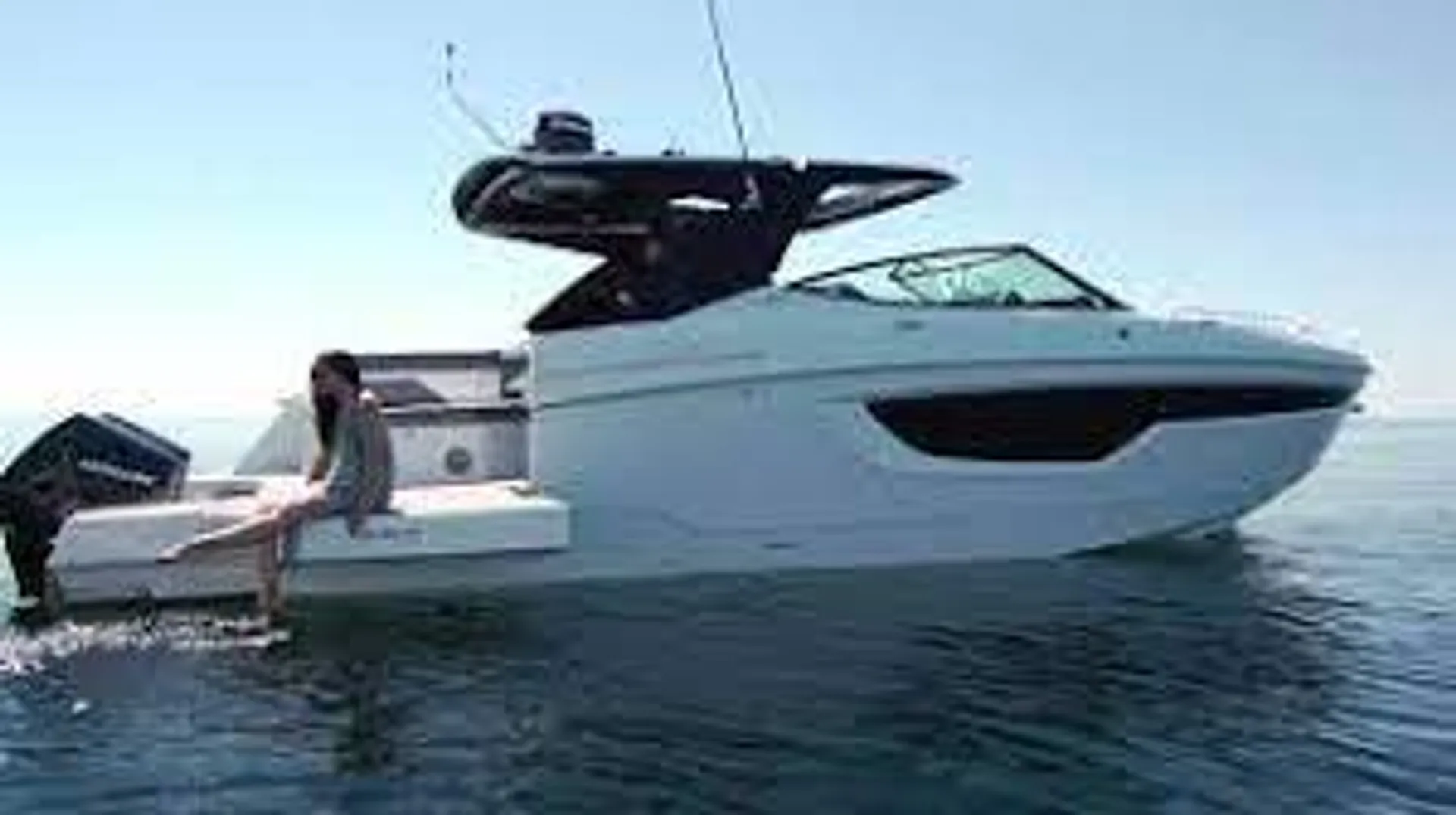 *Female Owned*-Manhattan #1 Luxury Yacht- 12 Passengers 