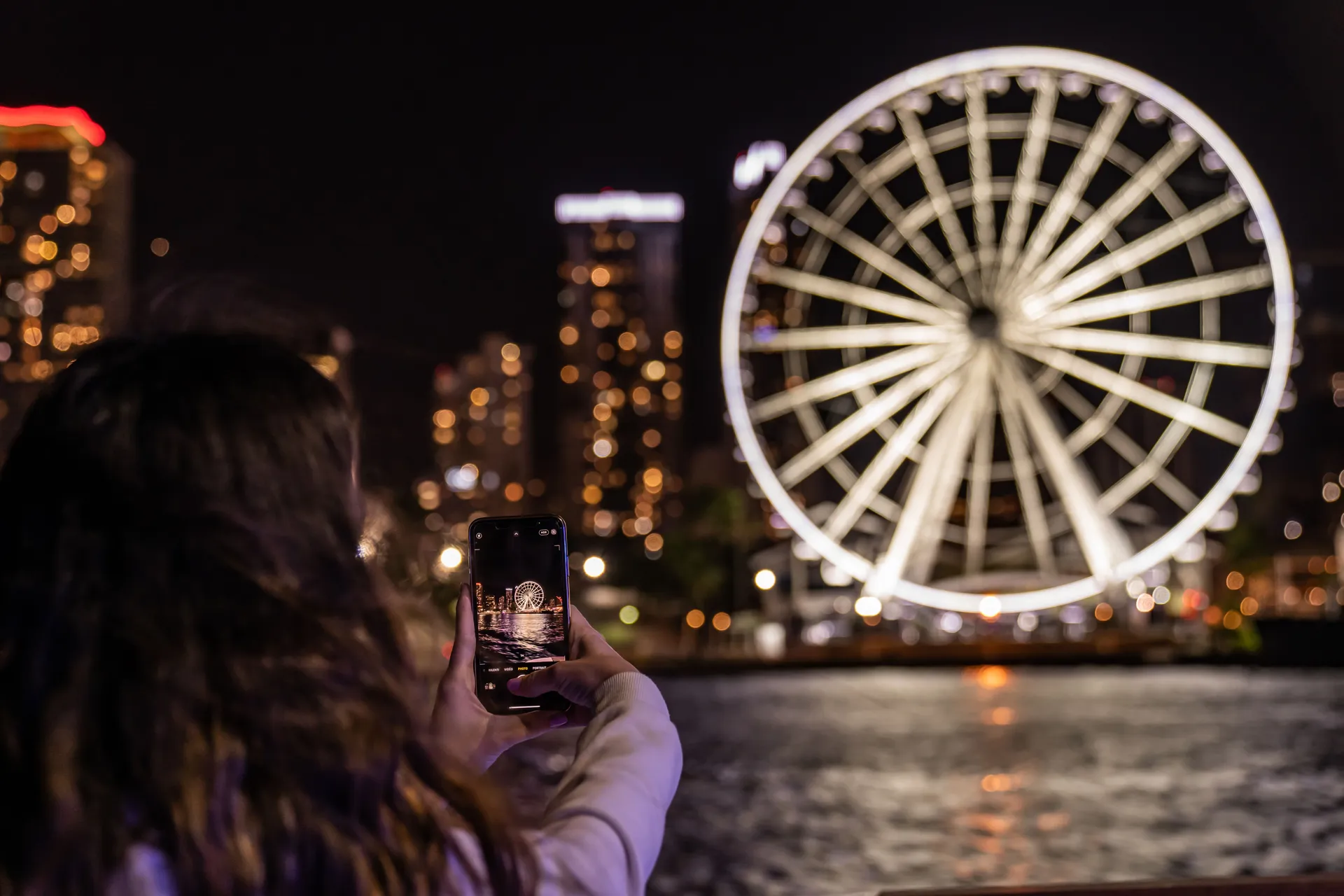 40ft Yacht w/ Captain&Flybridge, fuel included