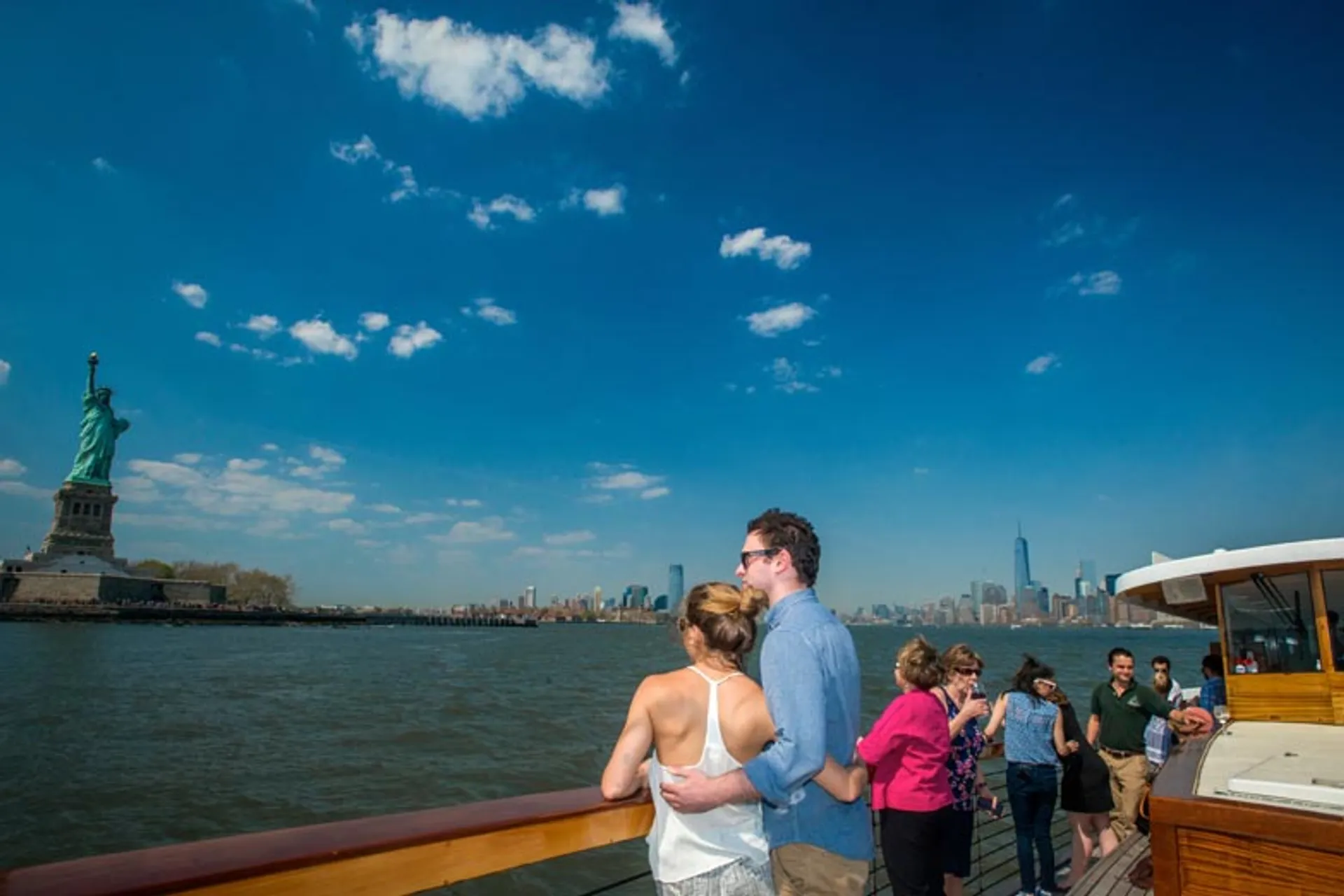 Host your events in style on this 80' gorgeous yacht in New York.