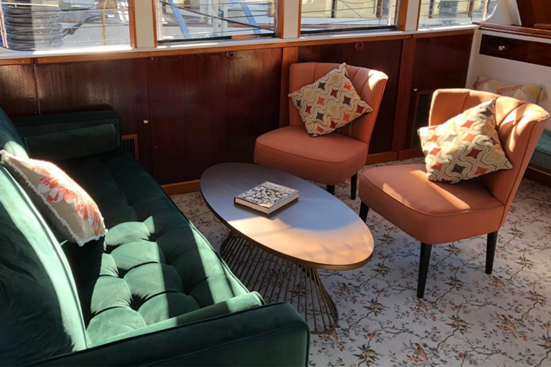  Host your private event aboard New York's 65' beauty.