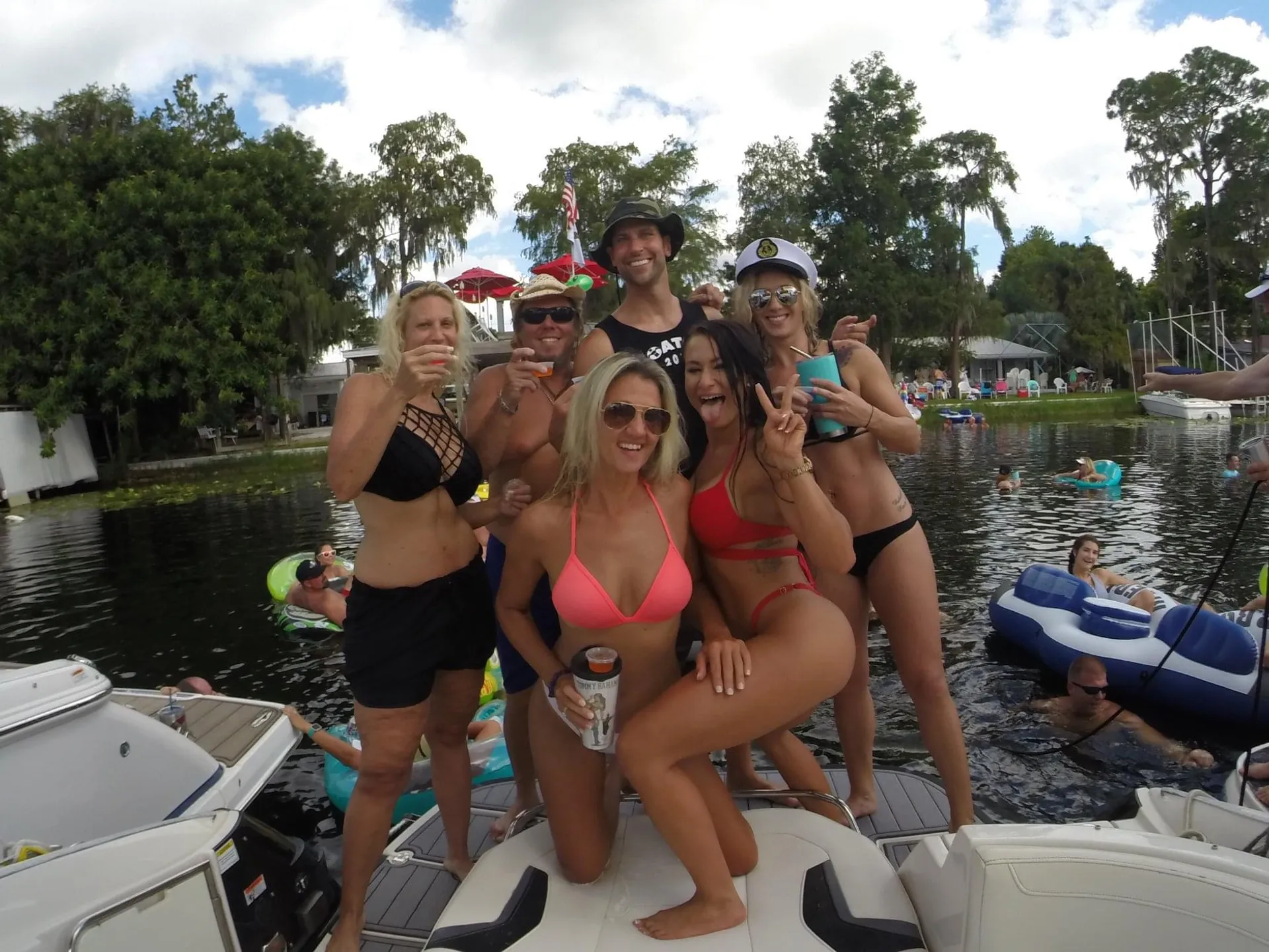 Monterey Boats 264FS in Belle Isle, FL — photo 7