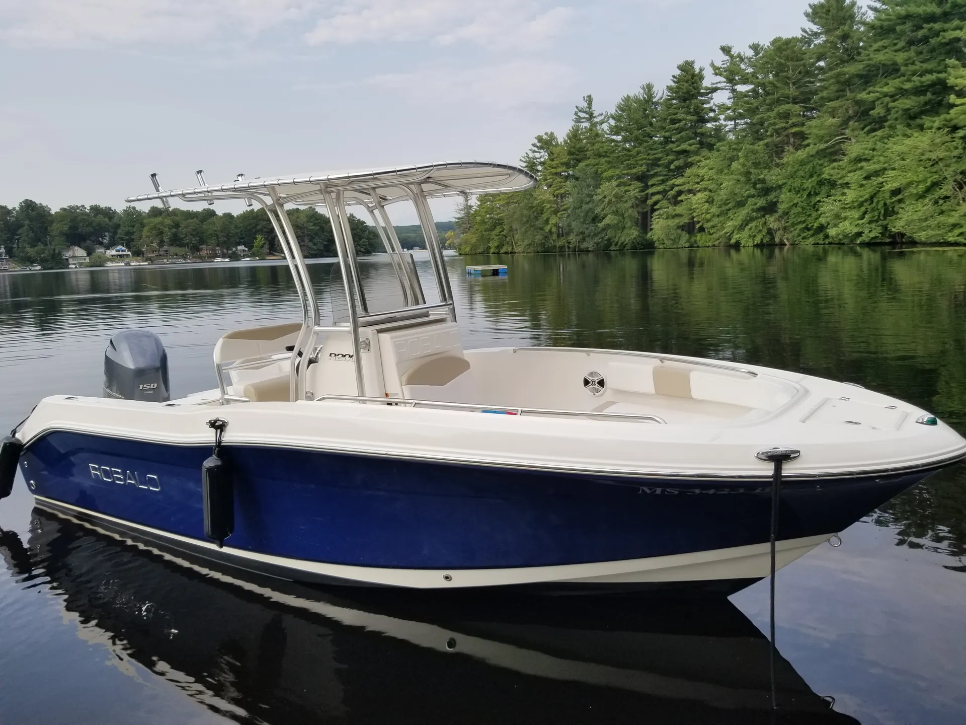 Robalo R200 Family Fun & Fishing Cape N More - Located in South Dennis