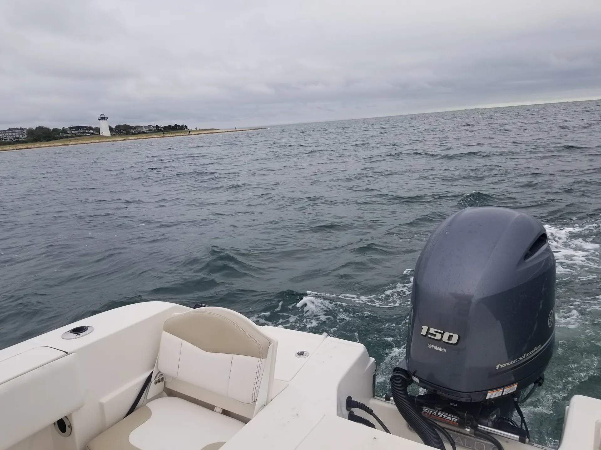 Robalo R200 Family Fun & Fishing Cape N More - Located in South Dennis