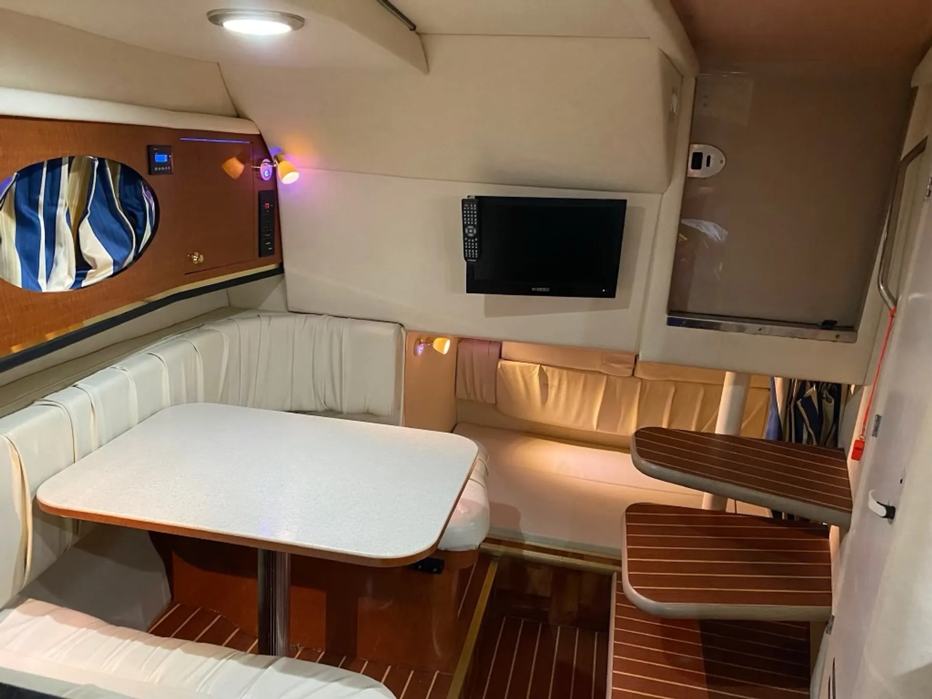 Sea Ray Boats IO1103425 in Miami, FL — photo 4