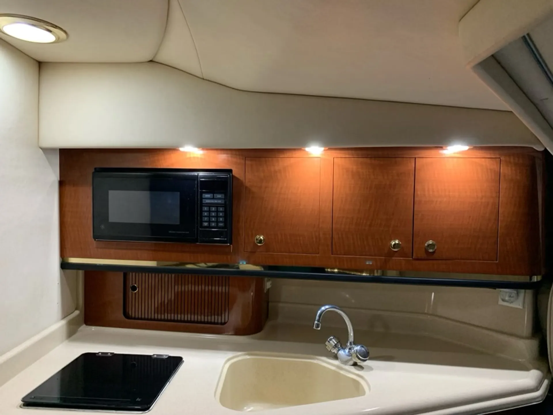 Sea Ray Boats IO1103425 in Miami, FL — photo 8