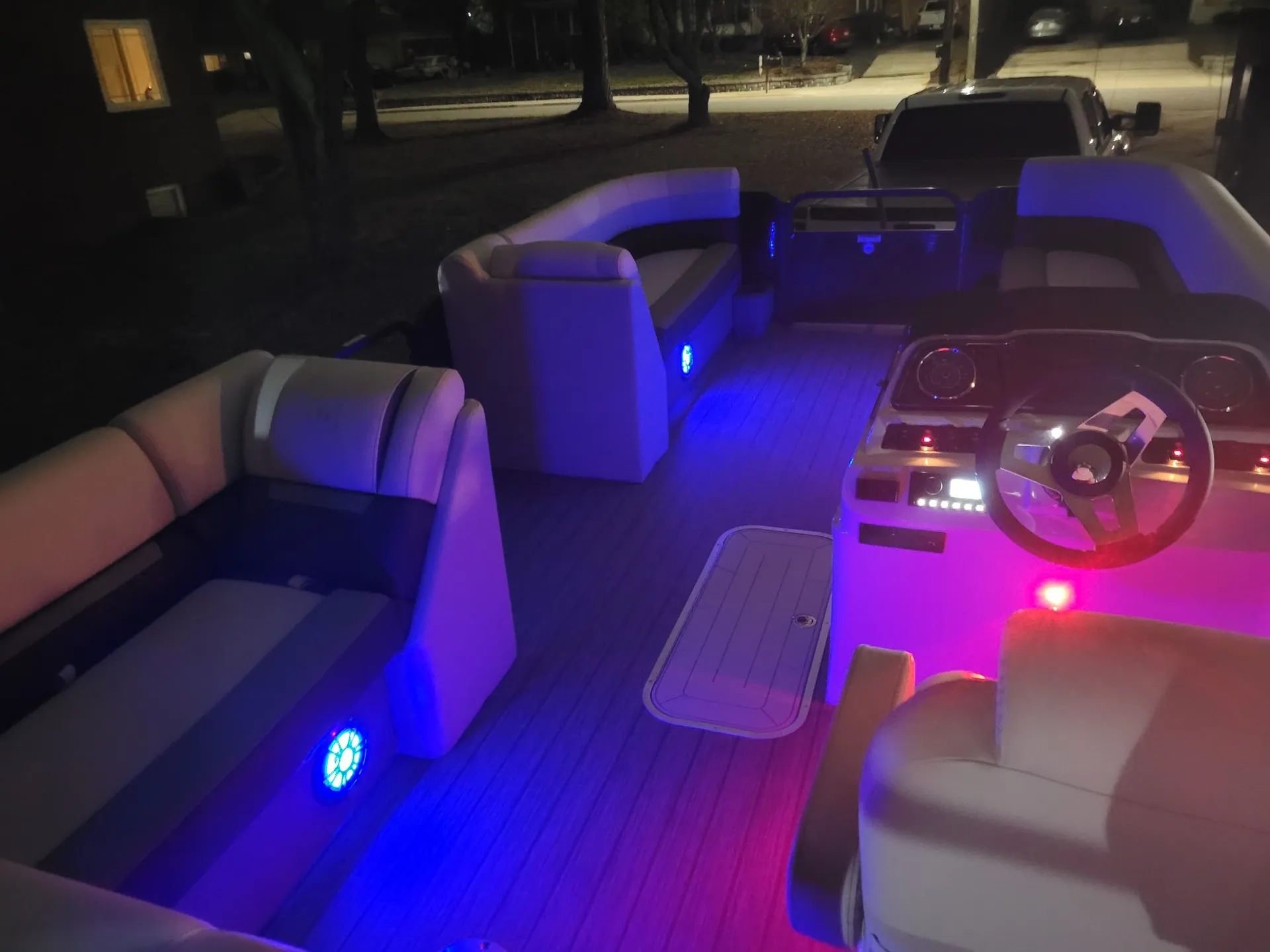 Lake Wylie 23’ Party Pontoon
