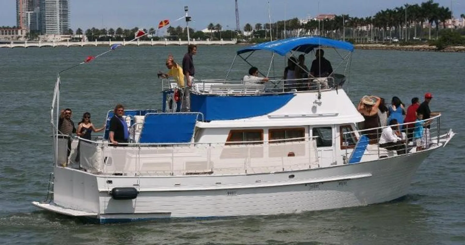 Later 40' in Miami, FL — photo 8