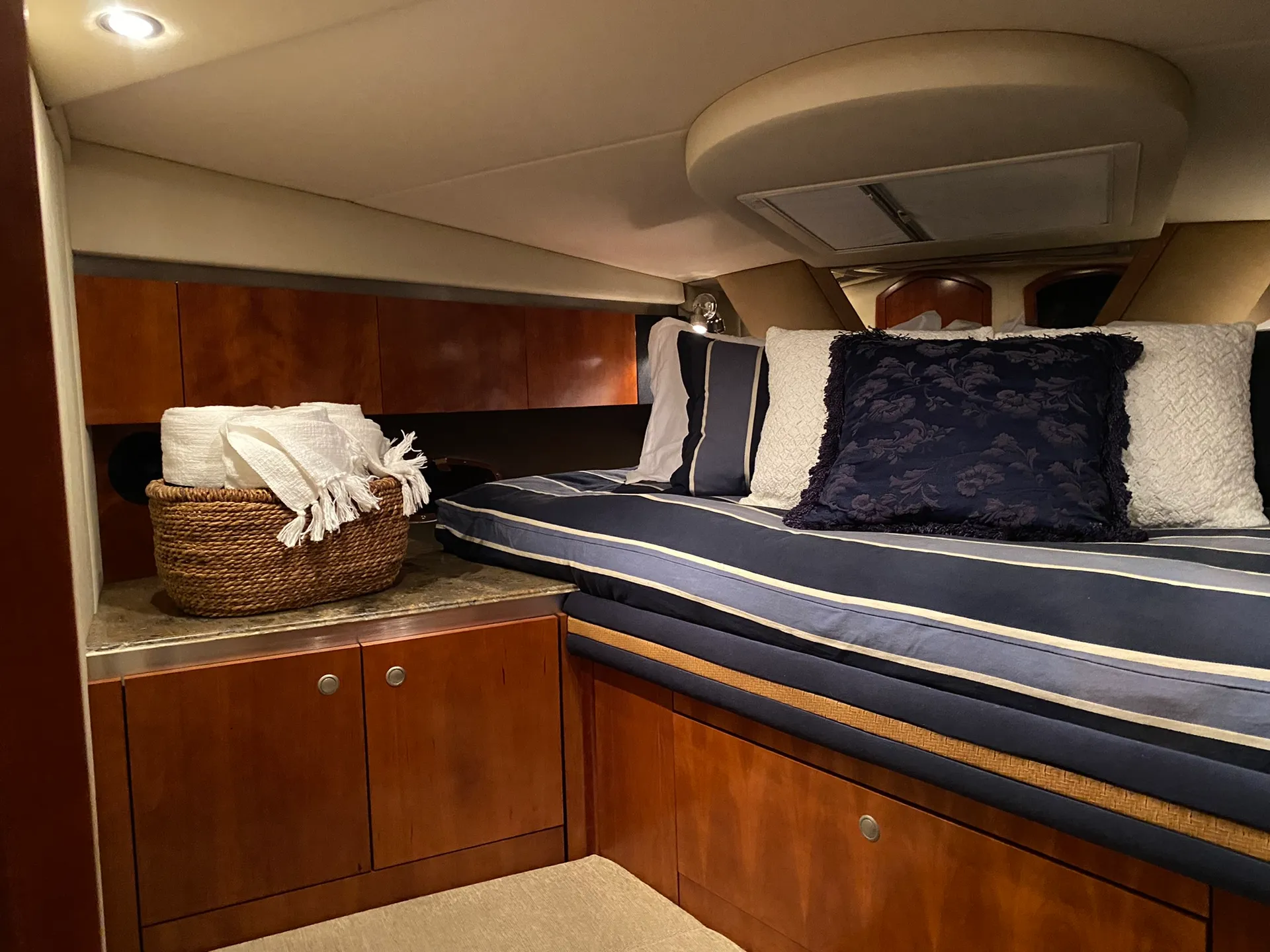 Yacht in Style! - Aboard The Private Yacht "Miss B Haven"
