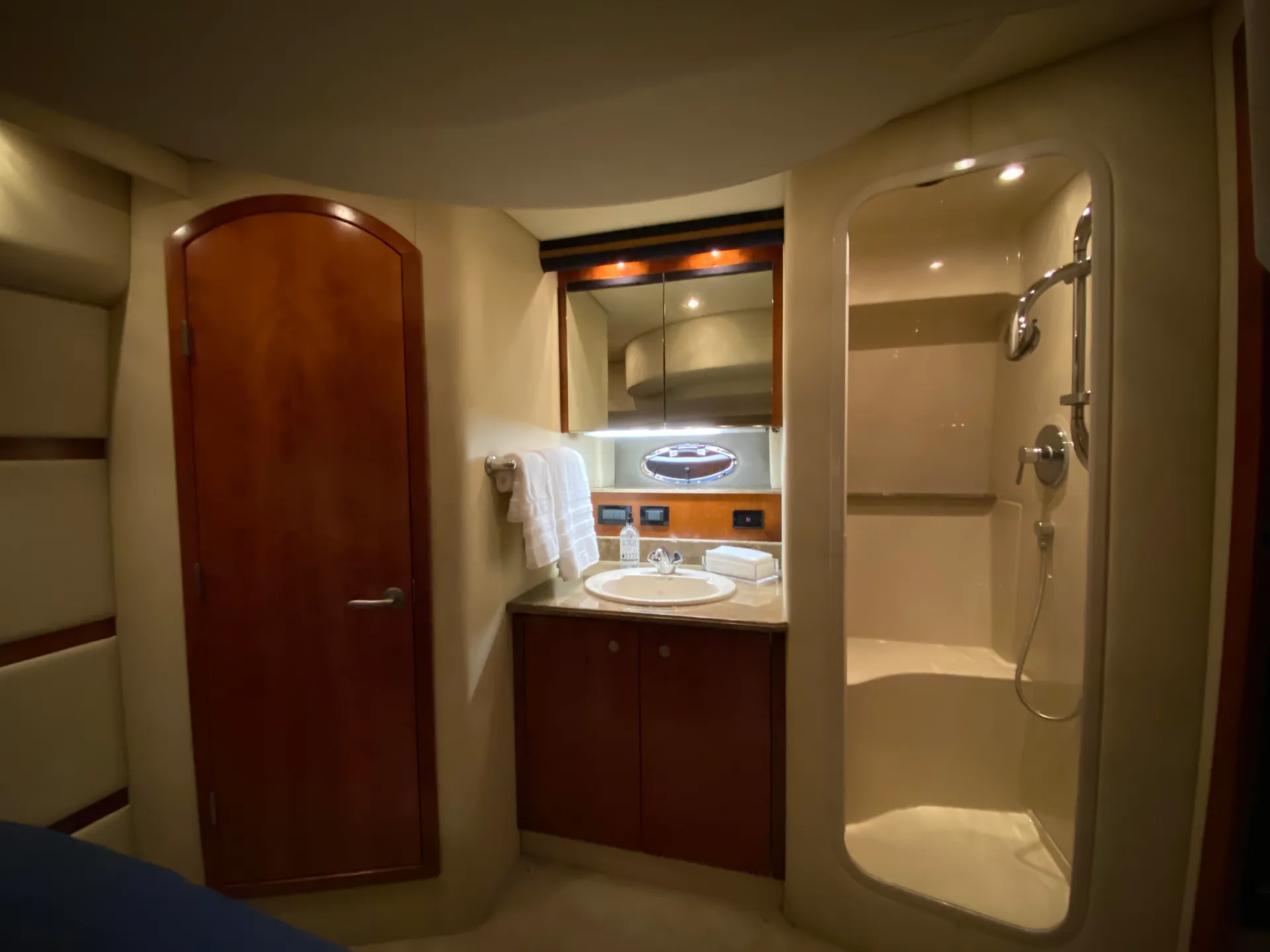 Yacht in Style! - Aboard The Private Yacht "Miss B Haven"