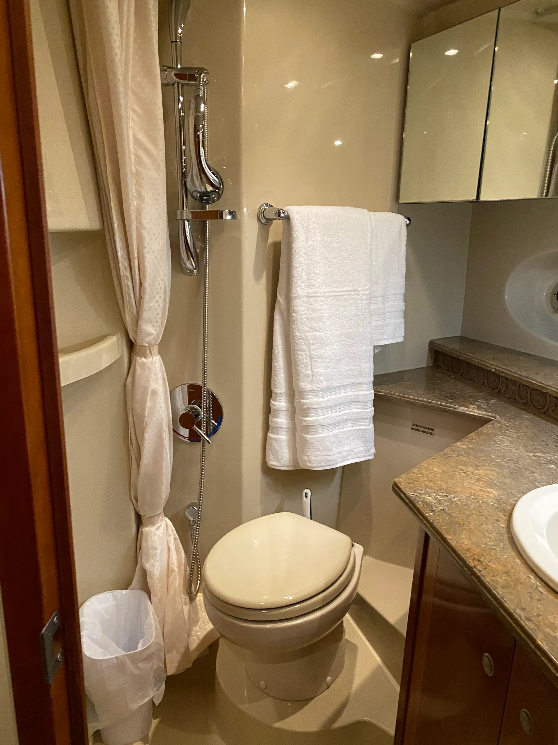 Yacht in Style! - Aboard The Private Yacht "Miss B Haven"