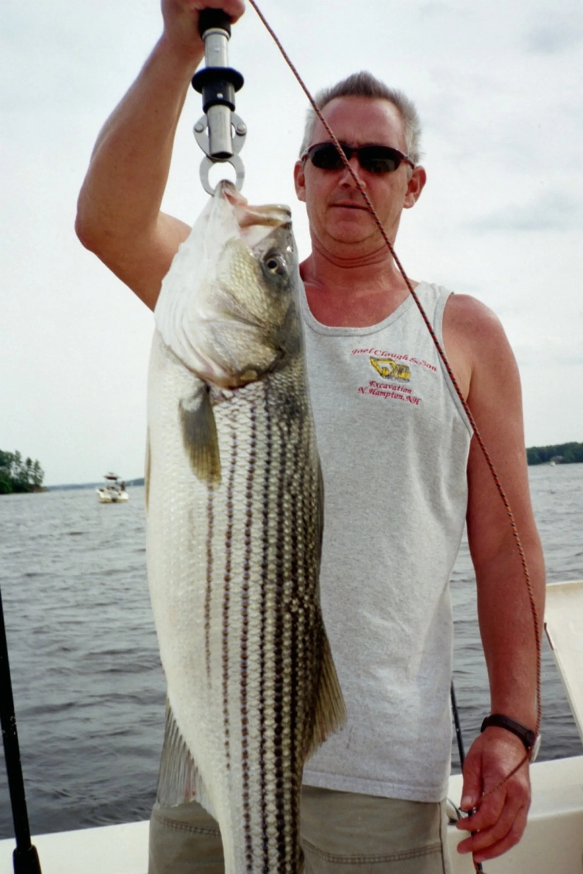 Cruising &amp; Sightseeing or Striper Fishing