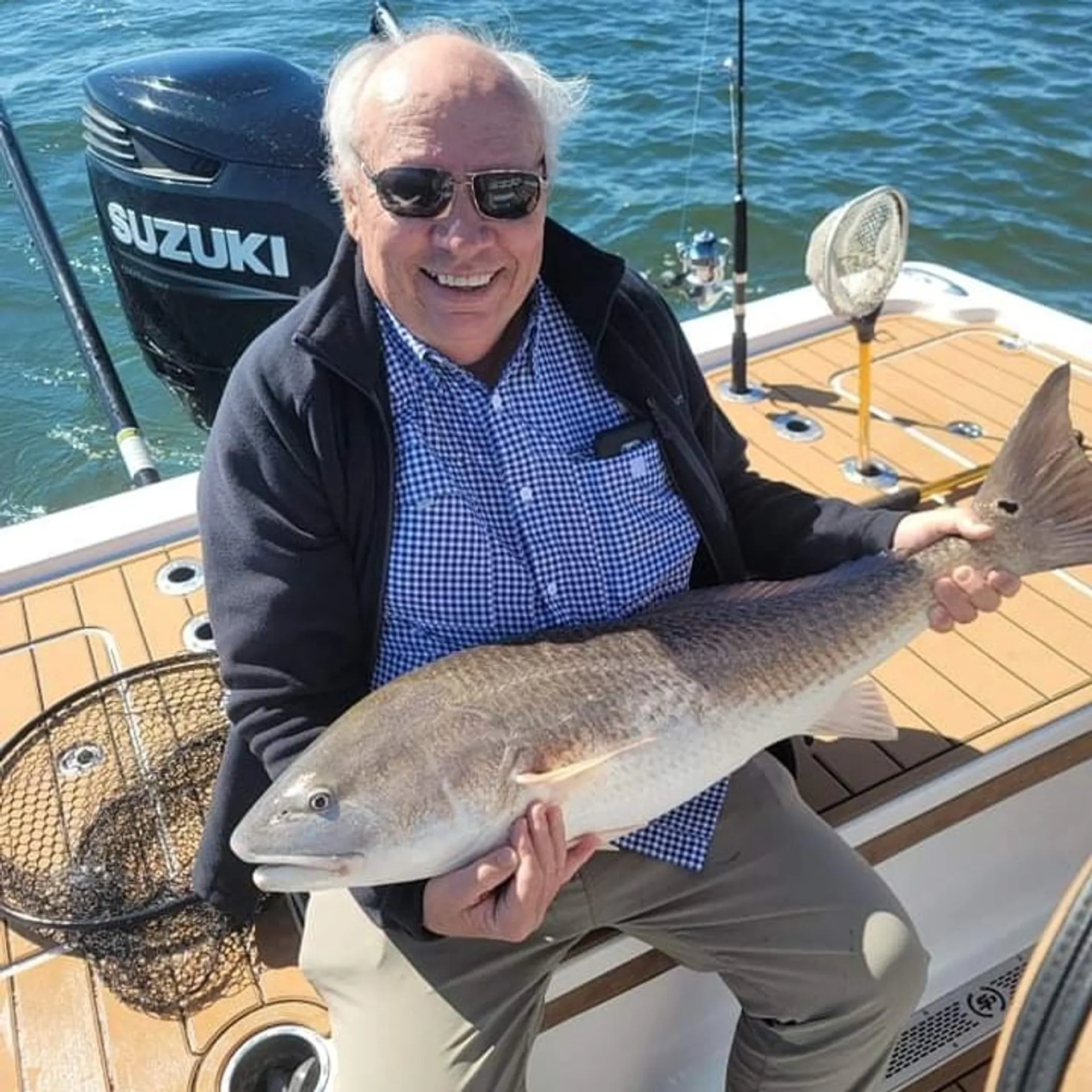 Charter this 25' SeaPro for Fishing in Charleston!