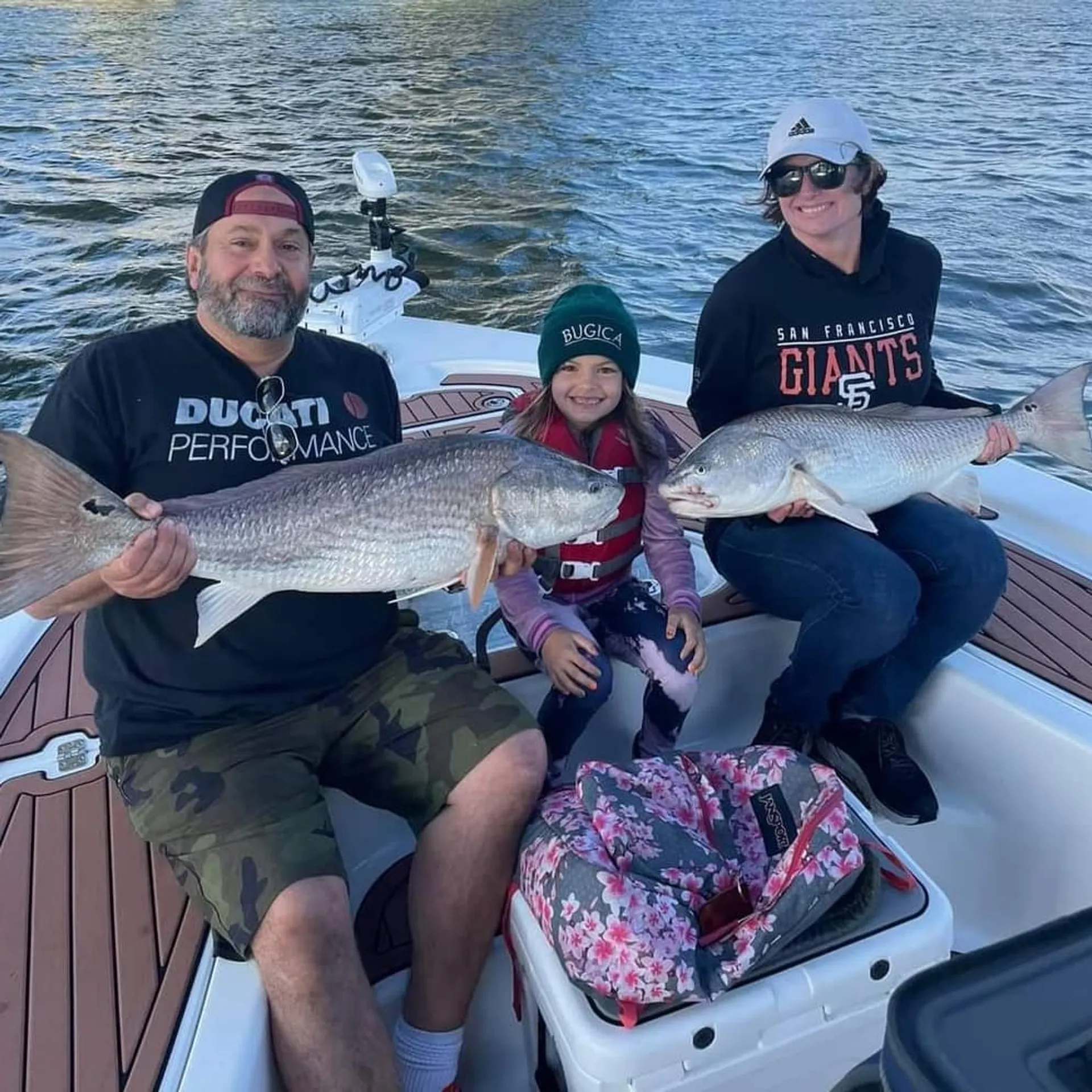 Charter this 25' SeaPro for Fishing in Charleston!