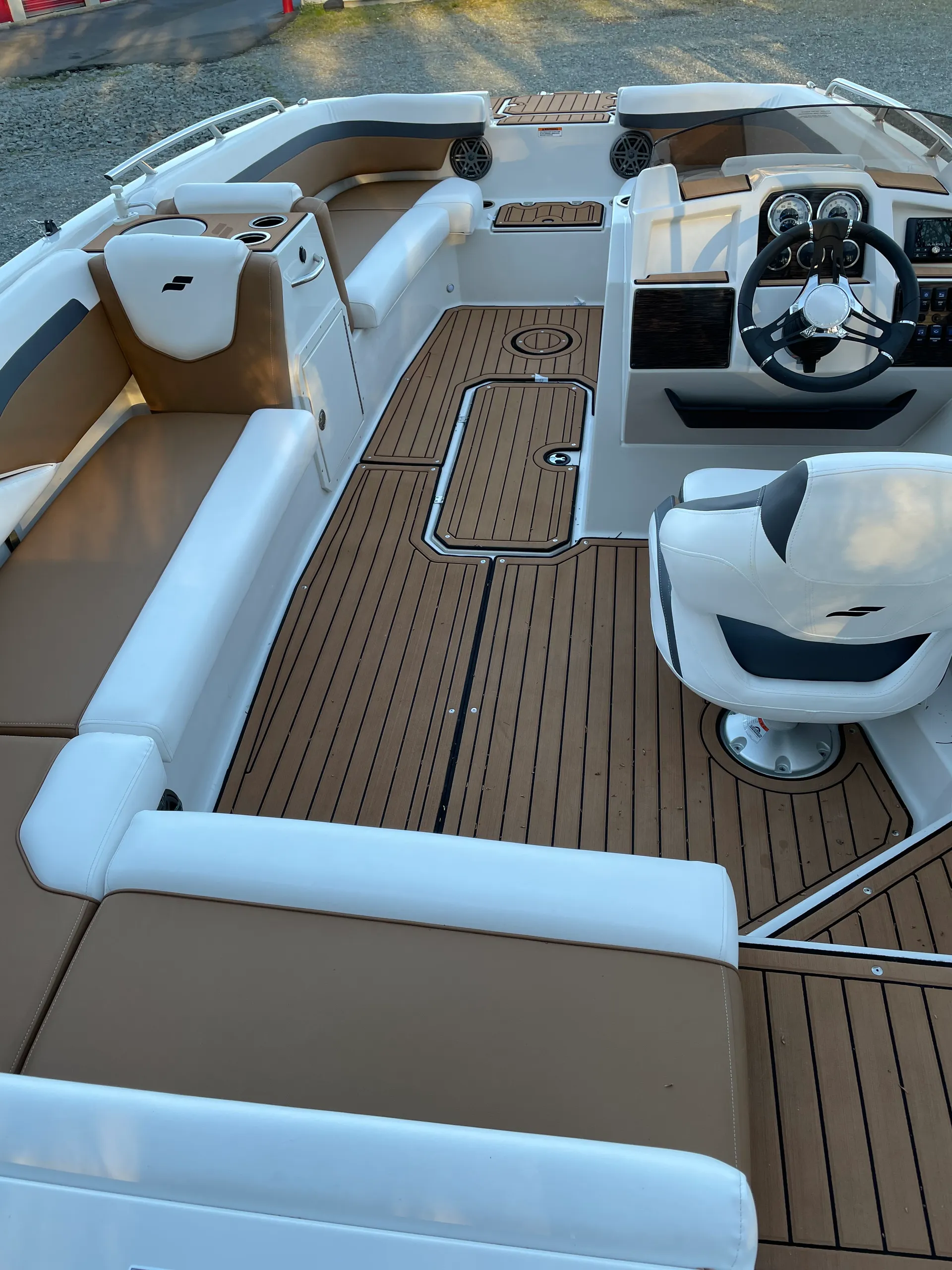 2022 Starcraft SVX 191