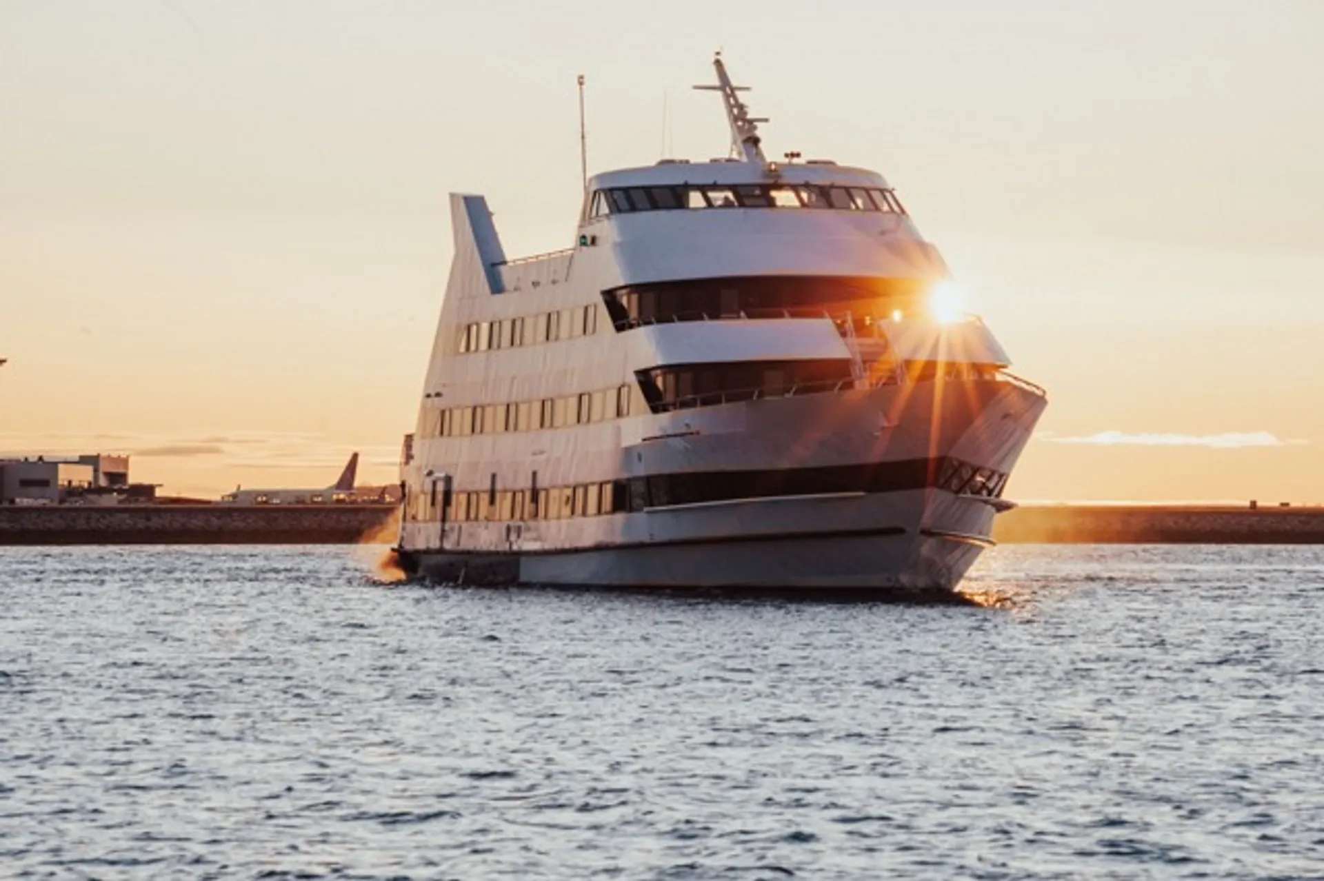 Cruise aboard our vessel and savor breathtaking views of Boston! 