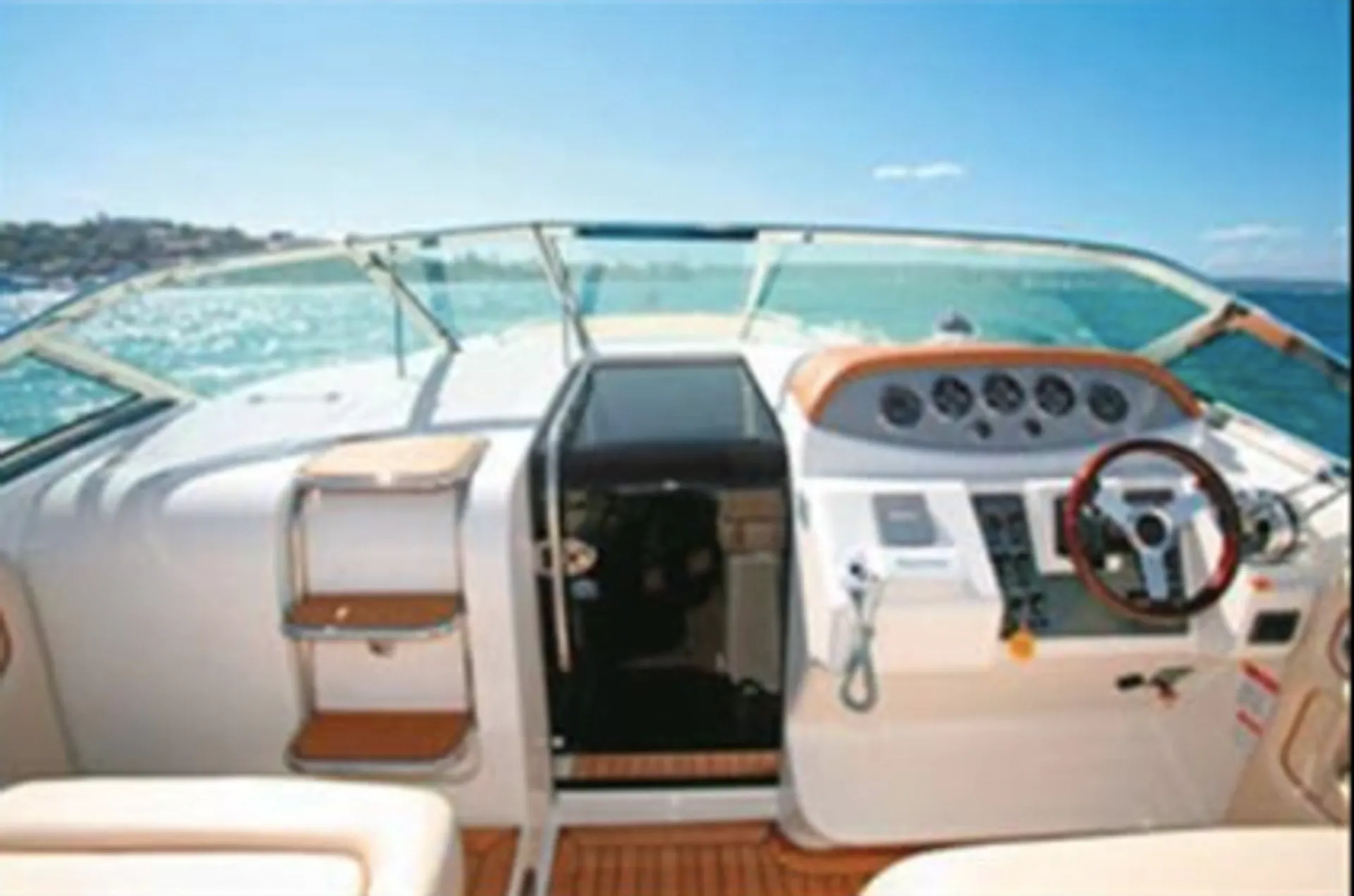 Luxury Yacht Manhattan Chelsea Piers: Captain, Champagne, Catering