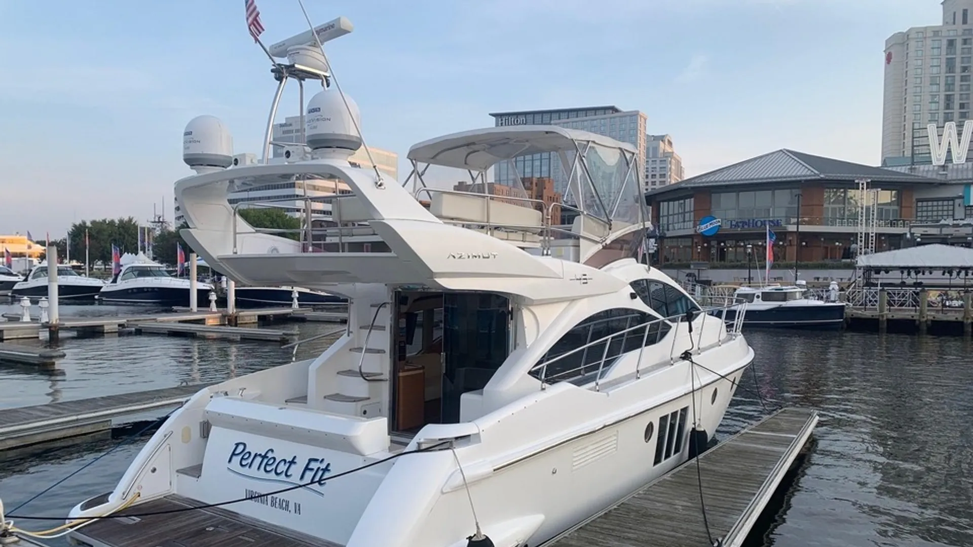 Azimut Flybridge  in Riviera Beach, FL — photo 2