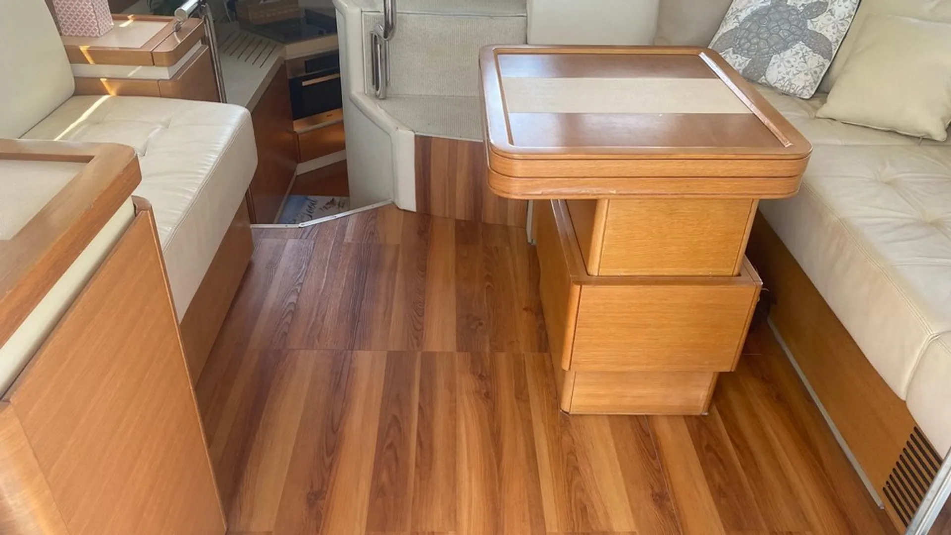 Azimut Flybridge  in Riviera Beach, FL — photo 9