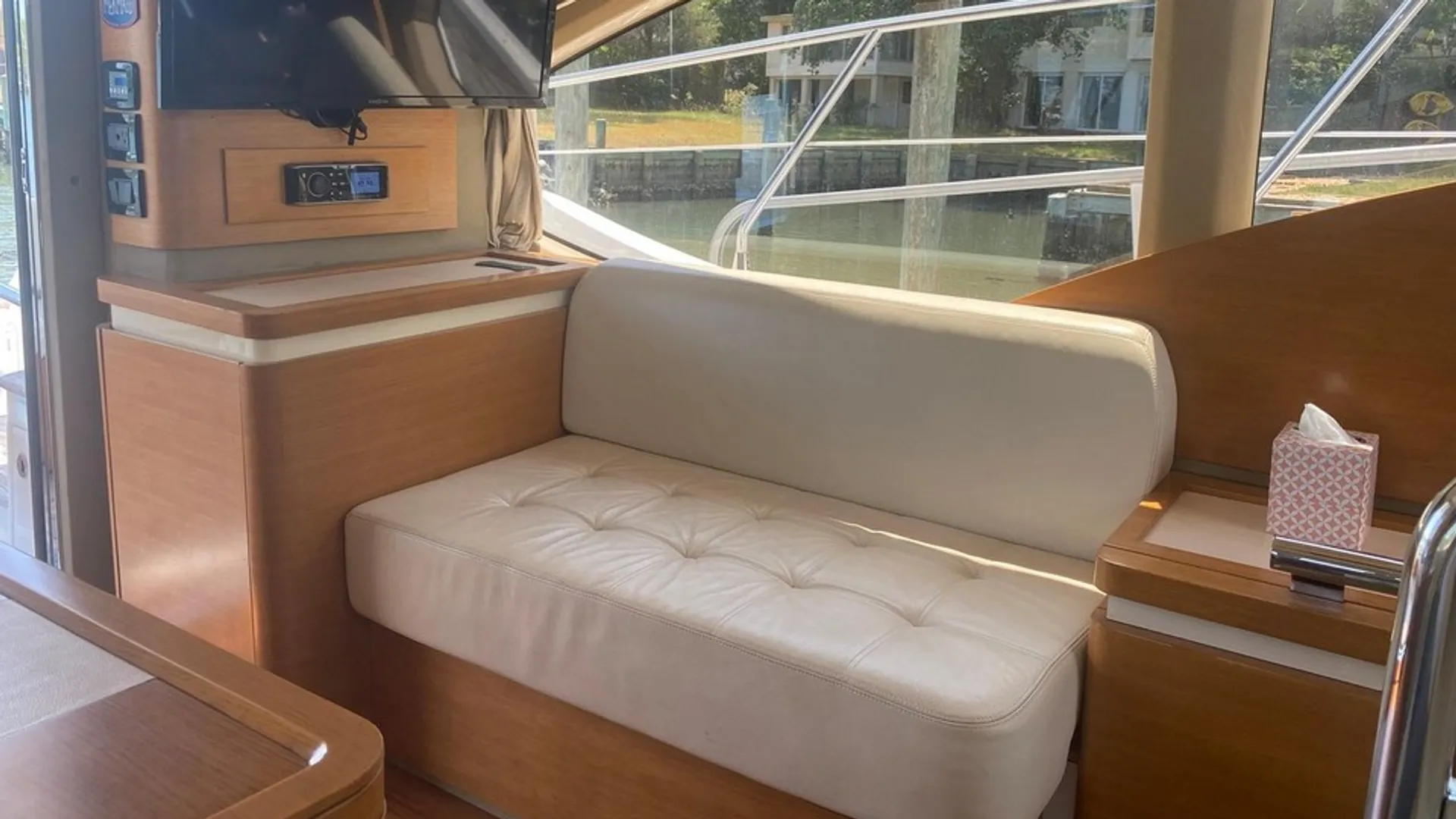 Azimut Flybridge  in Riviera Beach, FL — photo 10