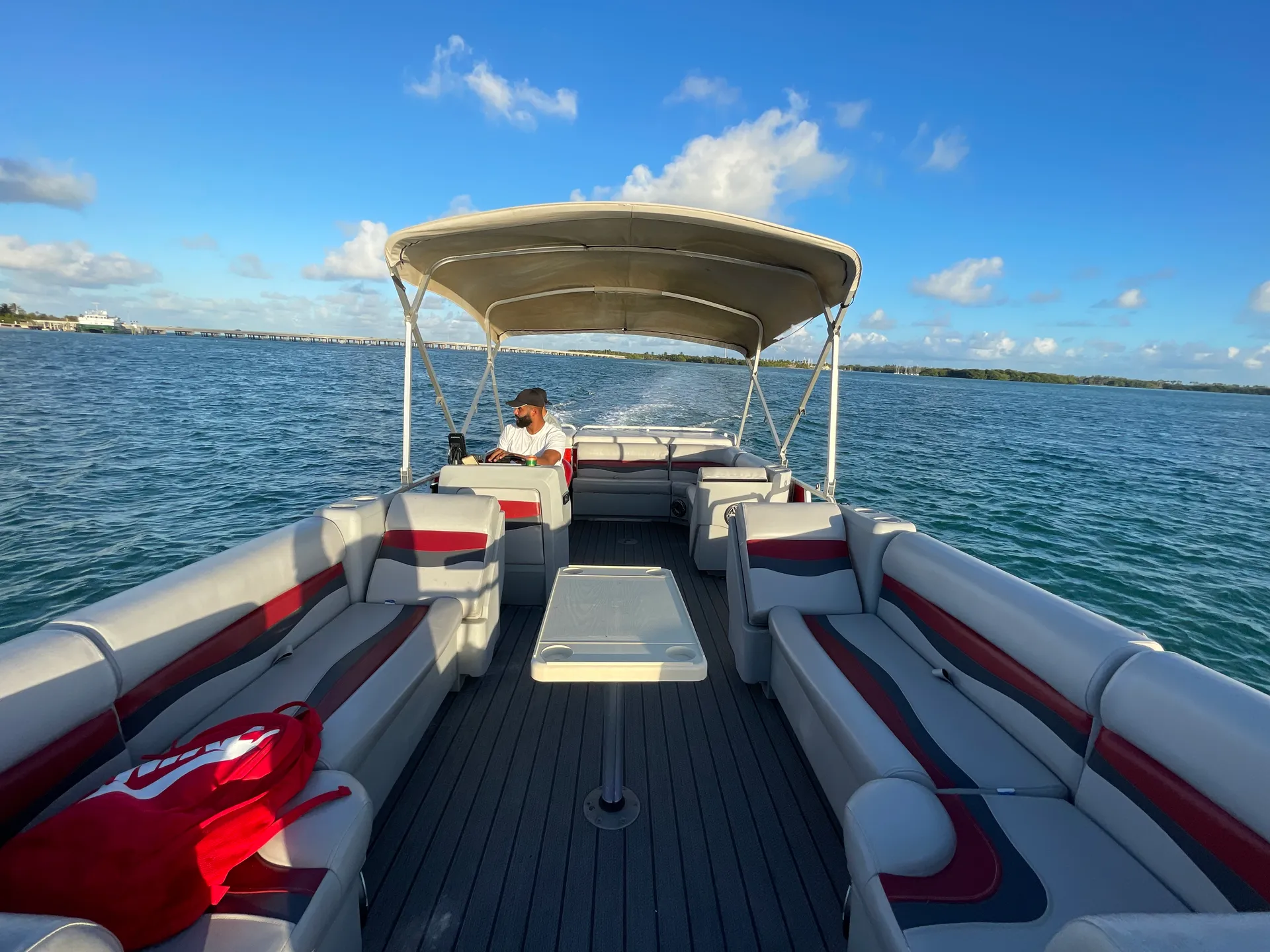 Kennedy Pontoons Pontoon boat in Miami, FL — photo 4