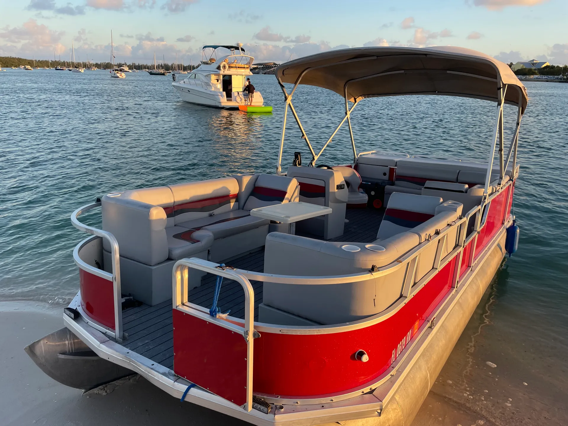 Kennedy Pontoons Pontoon boat in Miami, FL — photo 5
