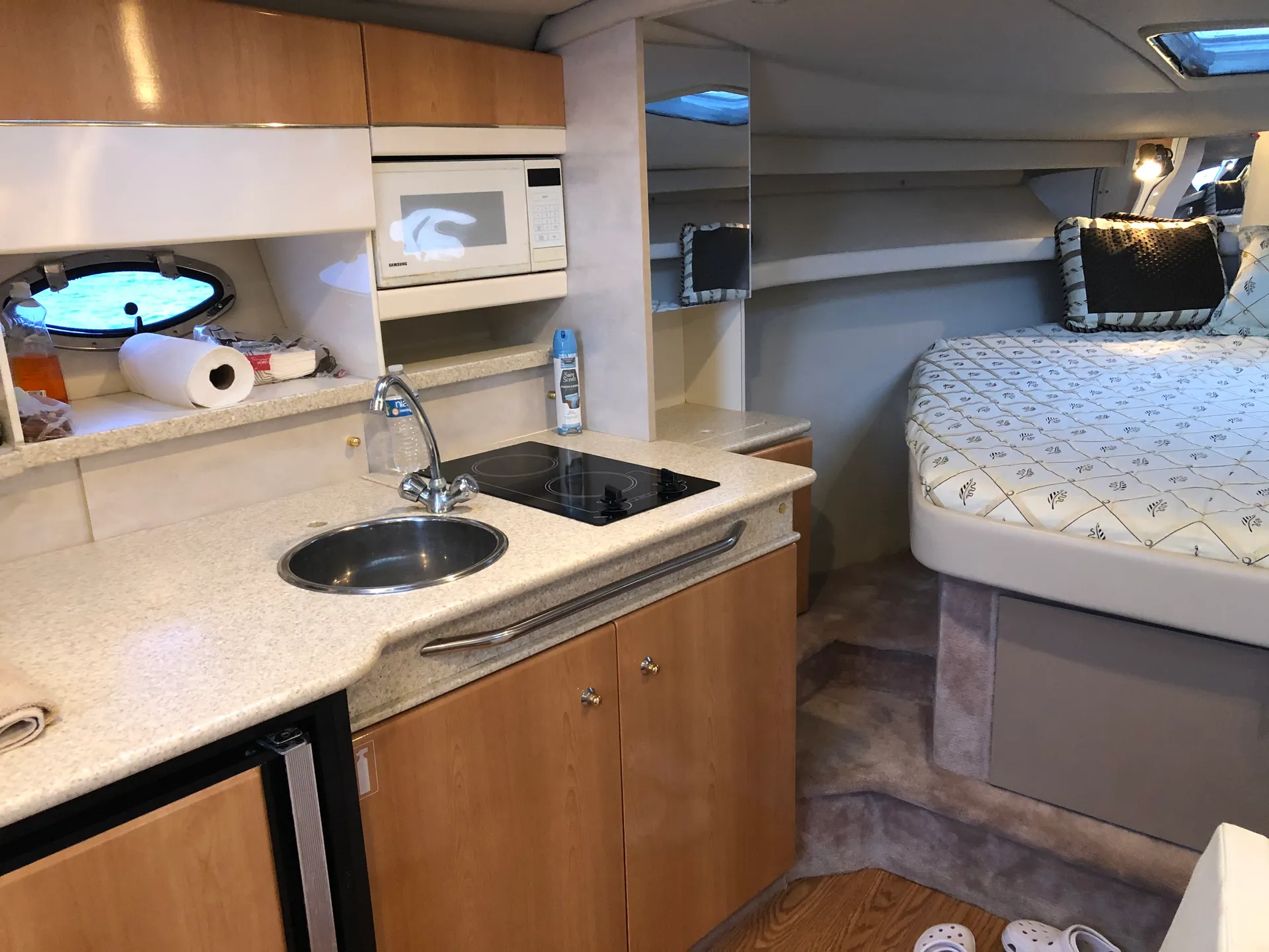 Formula by Thunderbird 34 Performance Cruiser in Key Biscayne, FL — photo 10