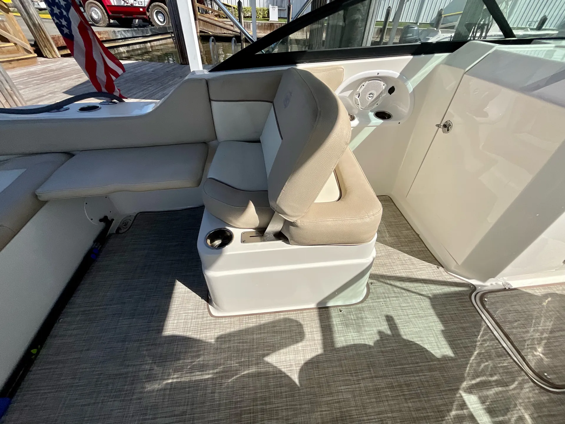 NAUTICSTAR BOATS 2302 LEGACY W/F200XB in Dania Beach, FL — photo 5