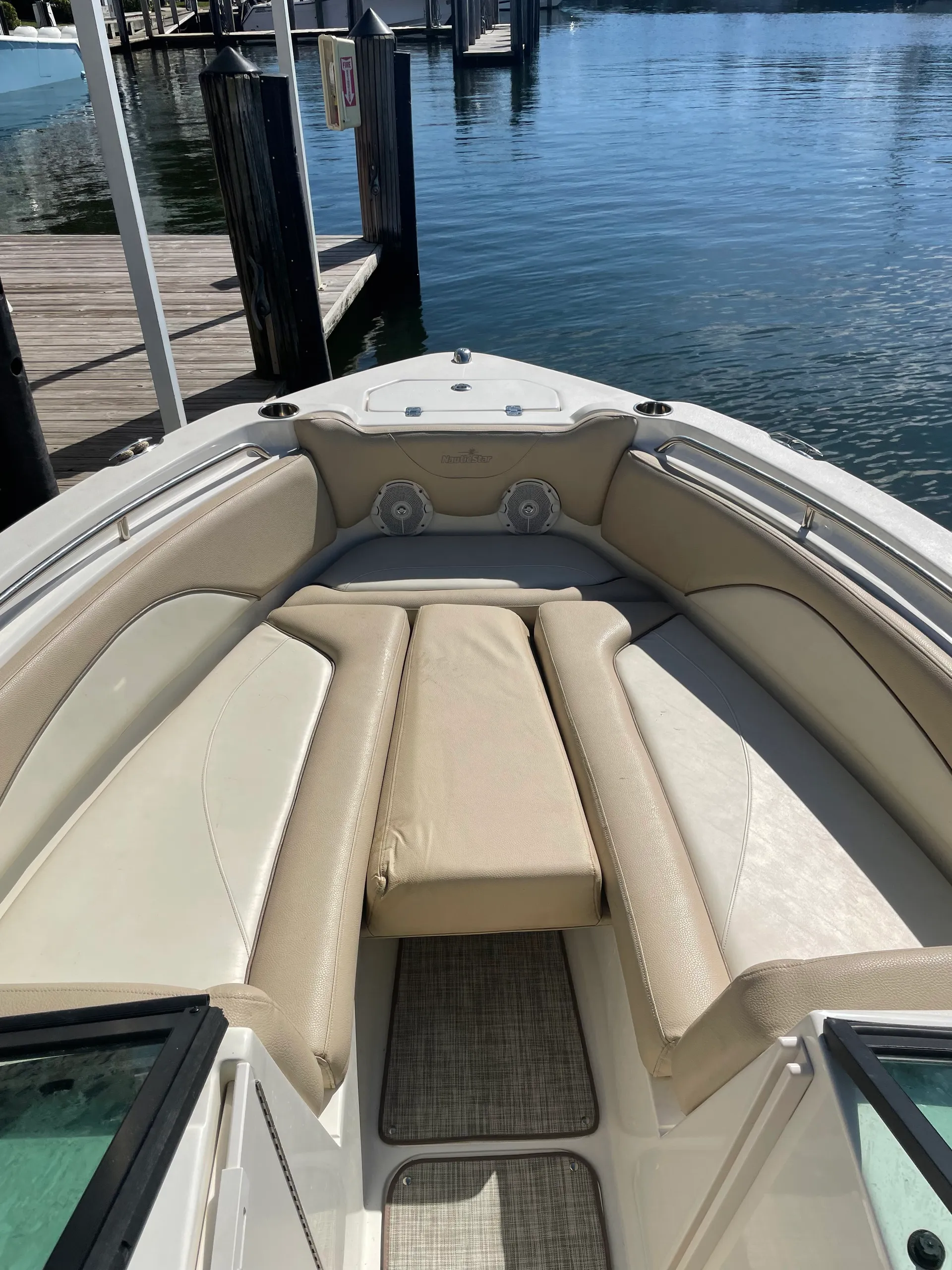 NAUTICSTAR BOATS 2302 LEGACY W/F200XB in Dania Beach, FL — photo 6