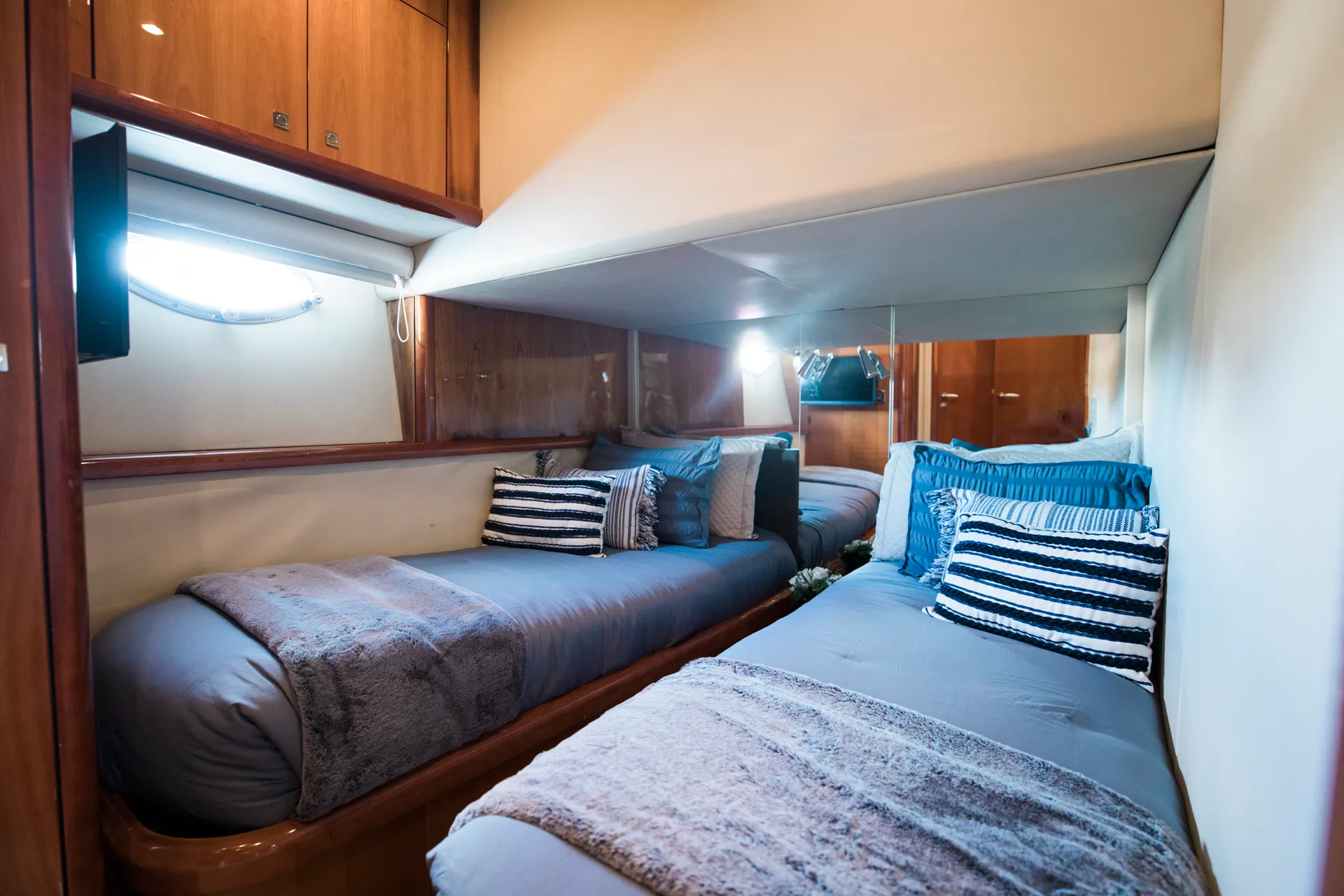 Luxury Sunseeker 72 Predator 