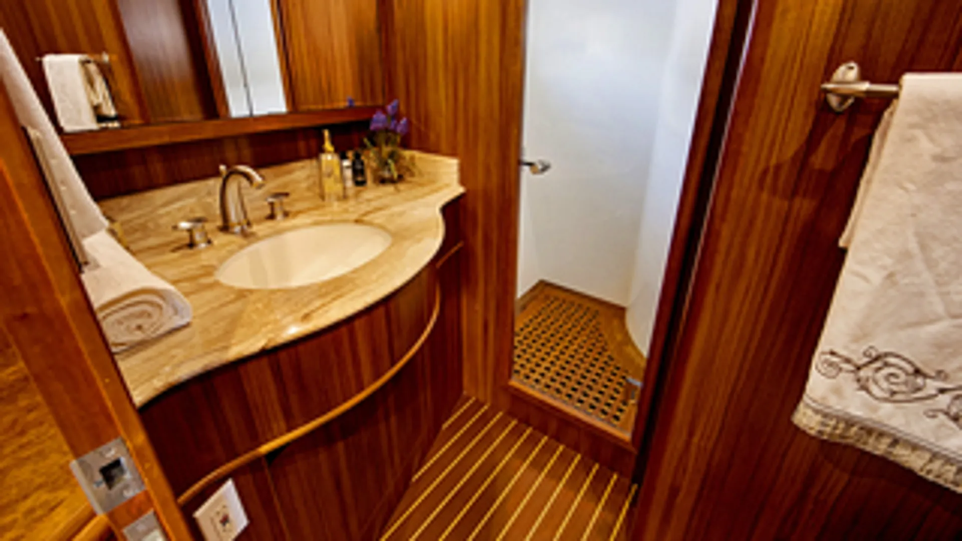 106' Custom Yacht