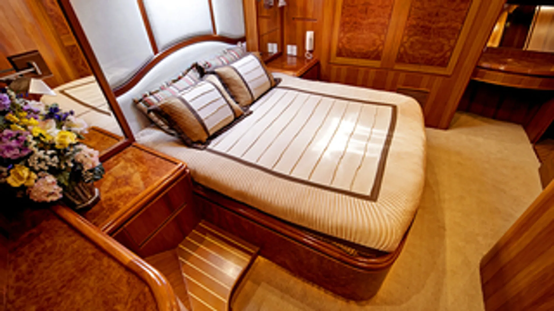 106' Custom Yacht