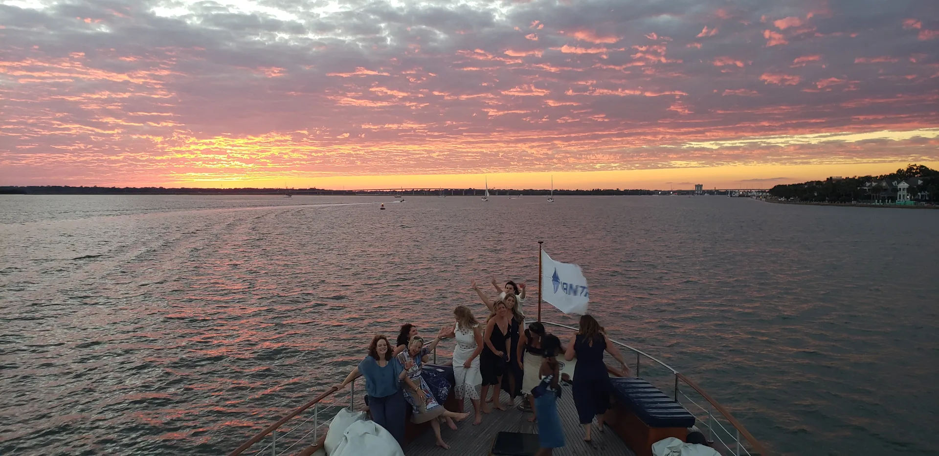 80' Luxury classic yacht - Charter the Netflix Outerbanks yacht!