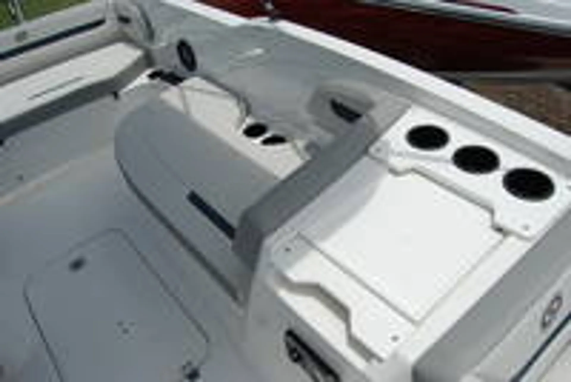 Hurricane Boats SS 205 Coastal Edition in Holmes Beach, FL — photo 6