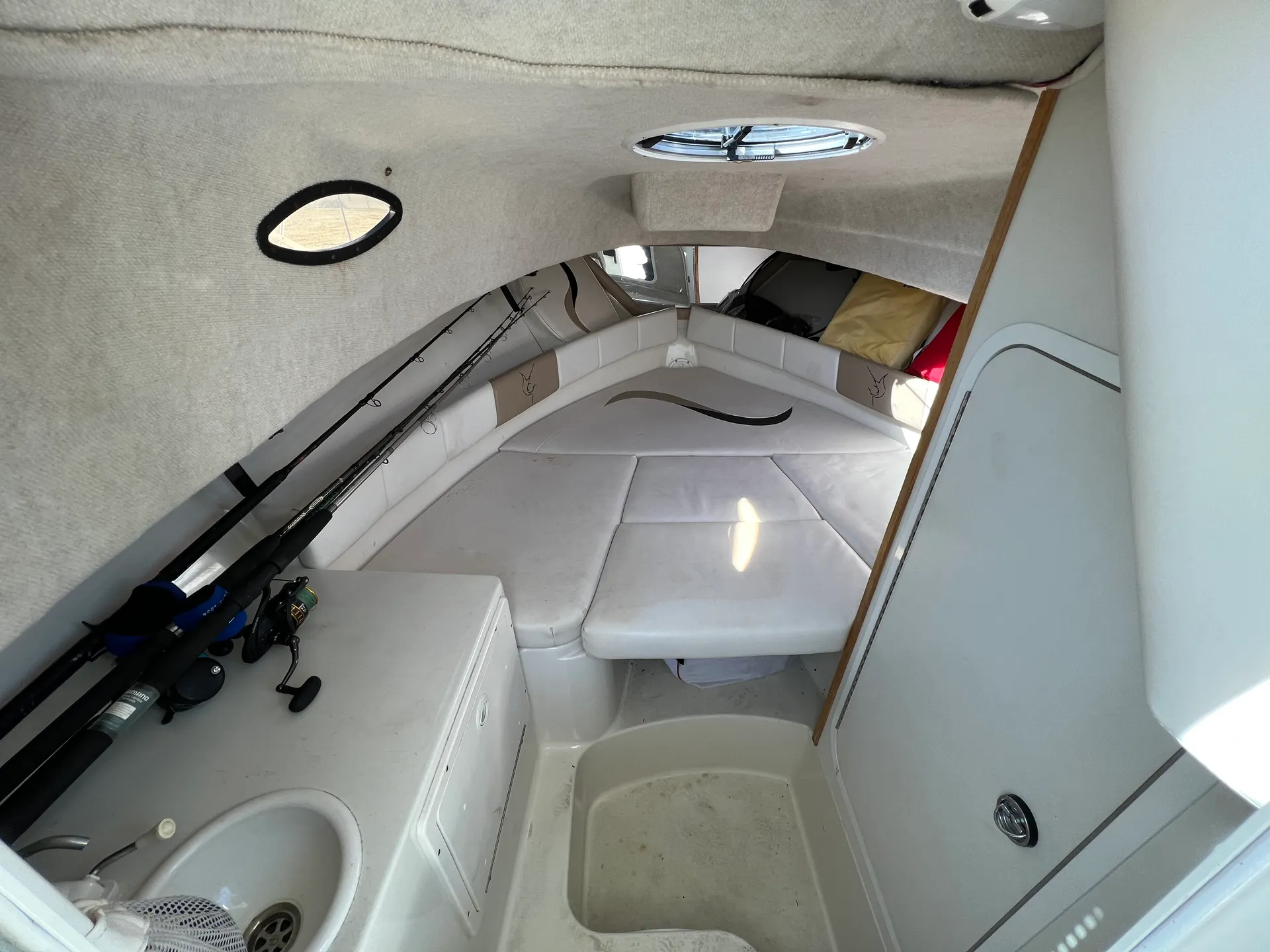 Seaswirl Boats 2601 Walkaround  in Long Beach, CA — photo 7