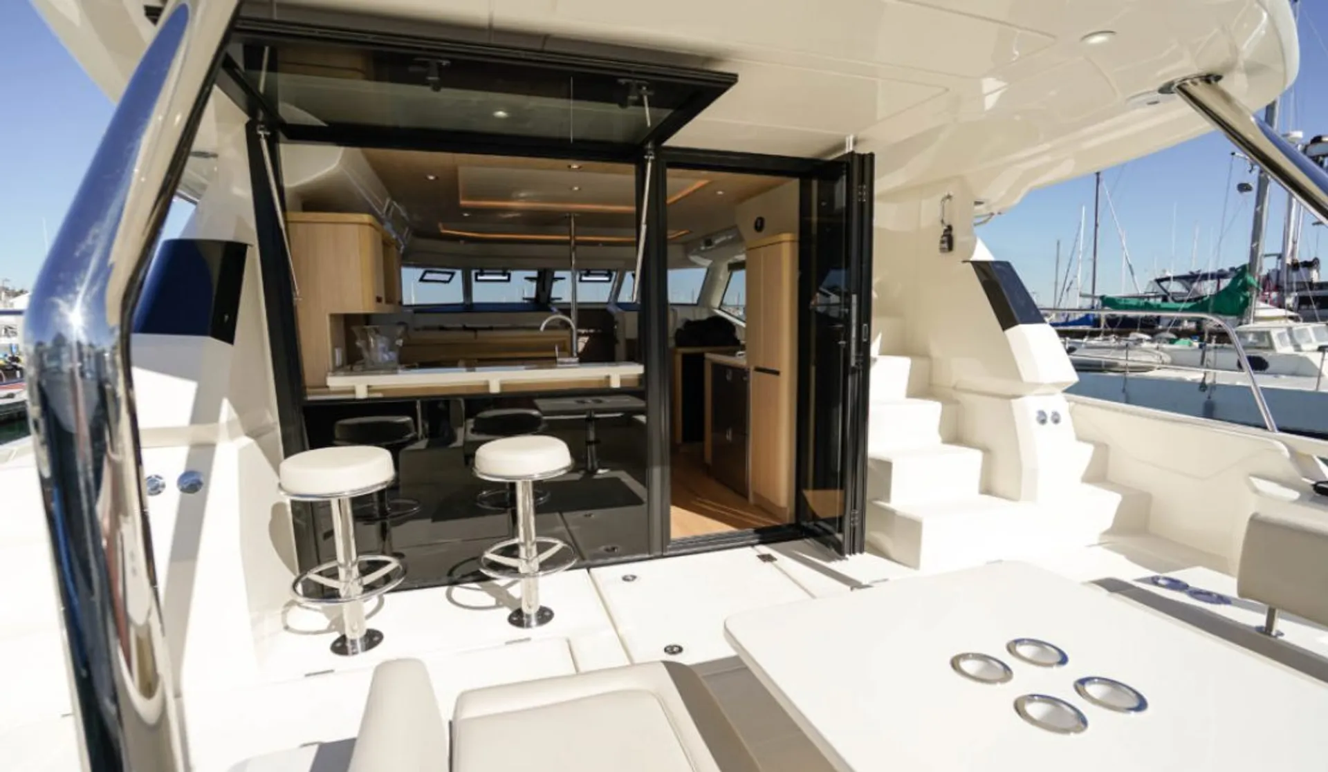 44’ Aquila Luxury Yacht Charter in St. Petersburg