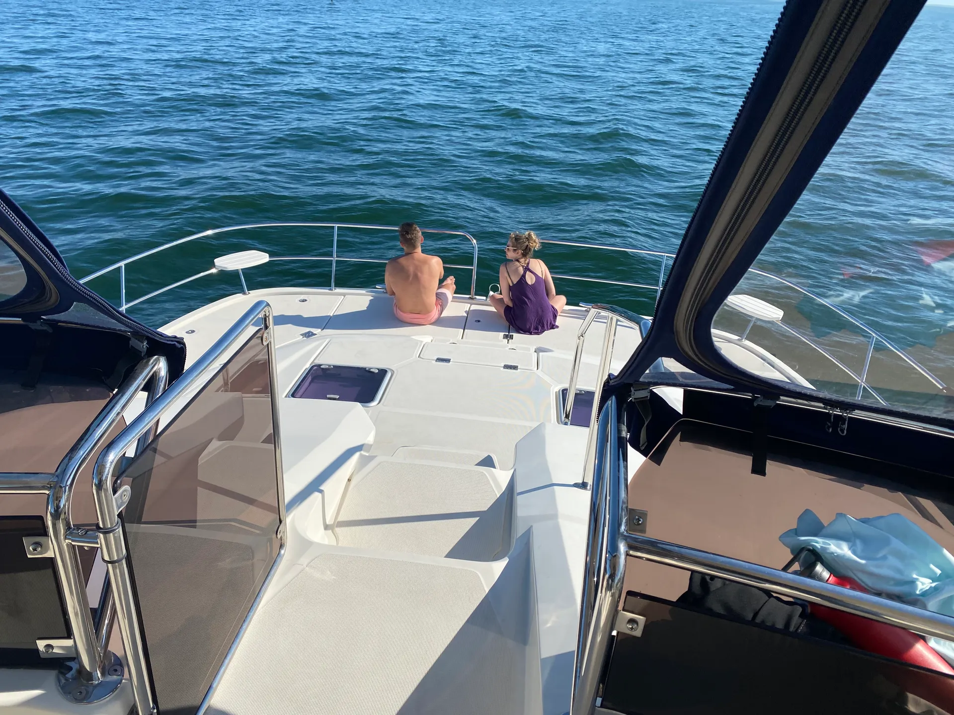 44’ Aquila Luxury Yacht Charter in St. Petersburg