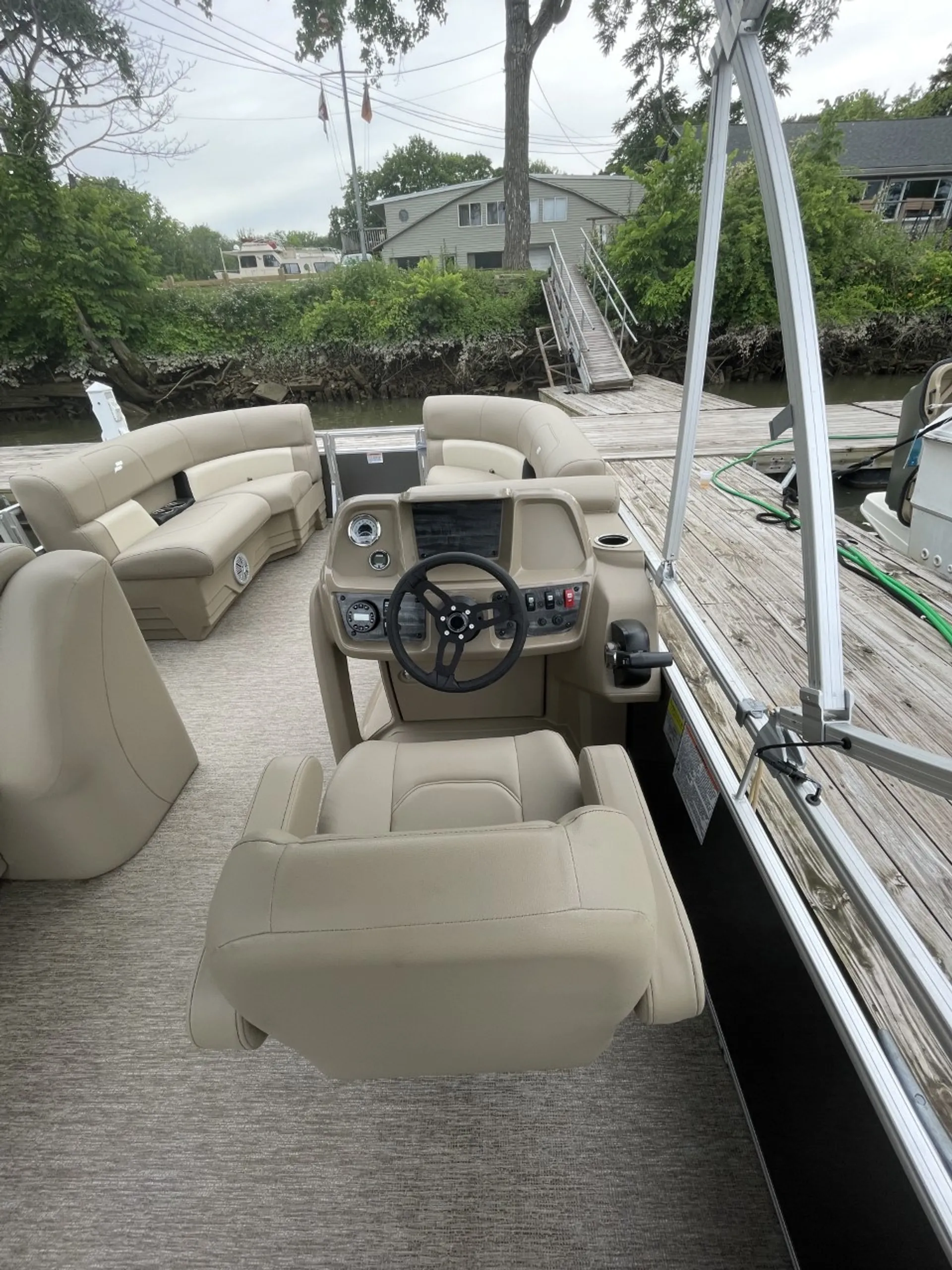 STARCRAFT MARINE LX 20 R in Catskill, NY — photo 4