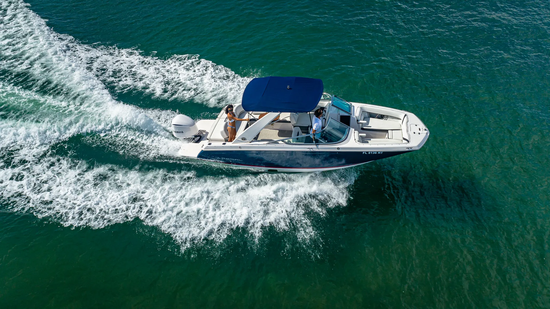 Breathtaking Skyline Boat Tour Day&Night -No hidden fee-