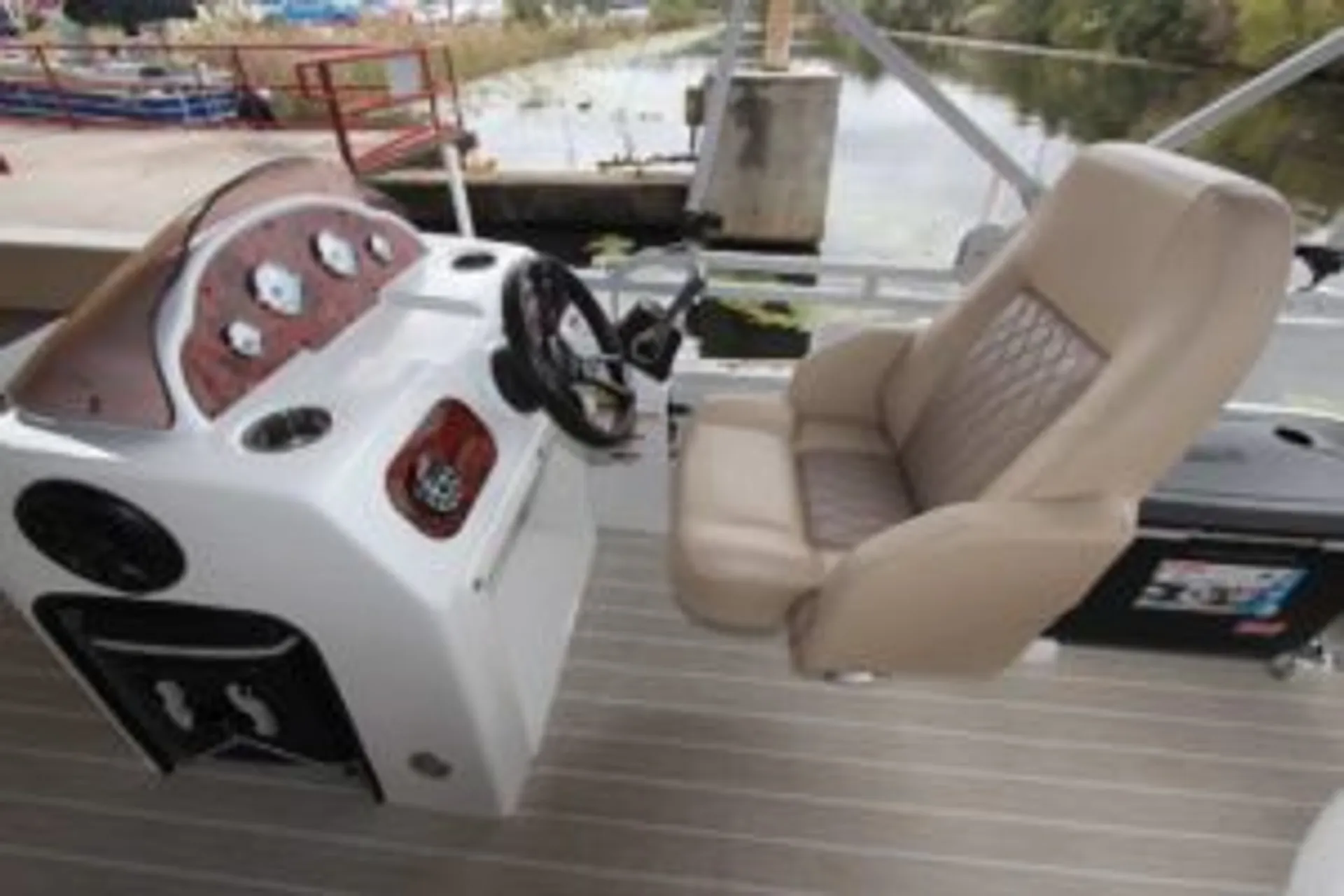 Other Lexington 319 in Friendsville, TN — photo 4