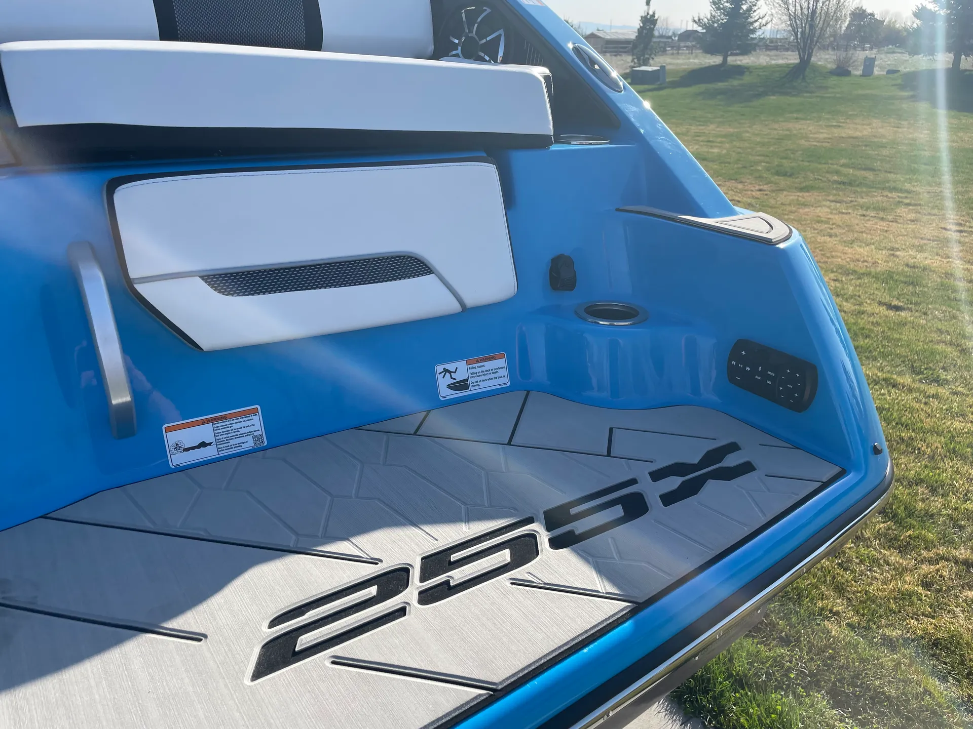 YAMAHA 255 XD in Meridian, ID — photo 8