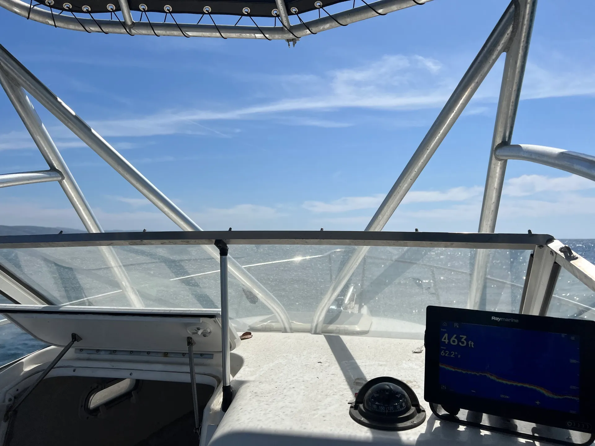 Century Boats 2100 Walkaround in Costa Mesa, CA — photo 7