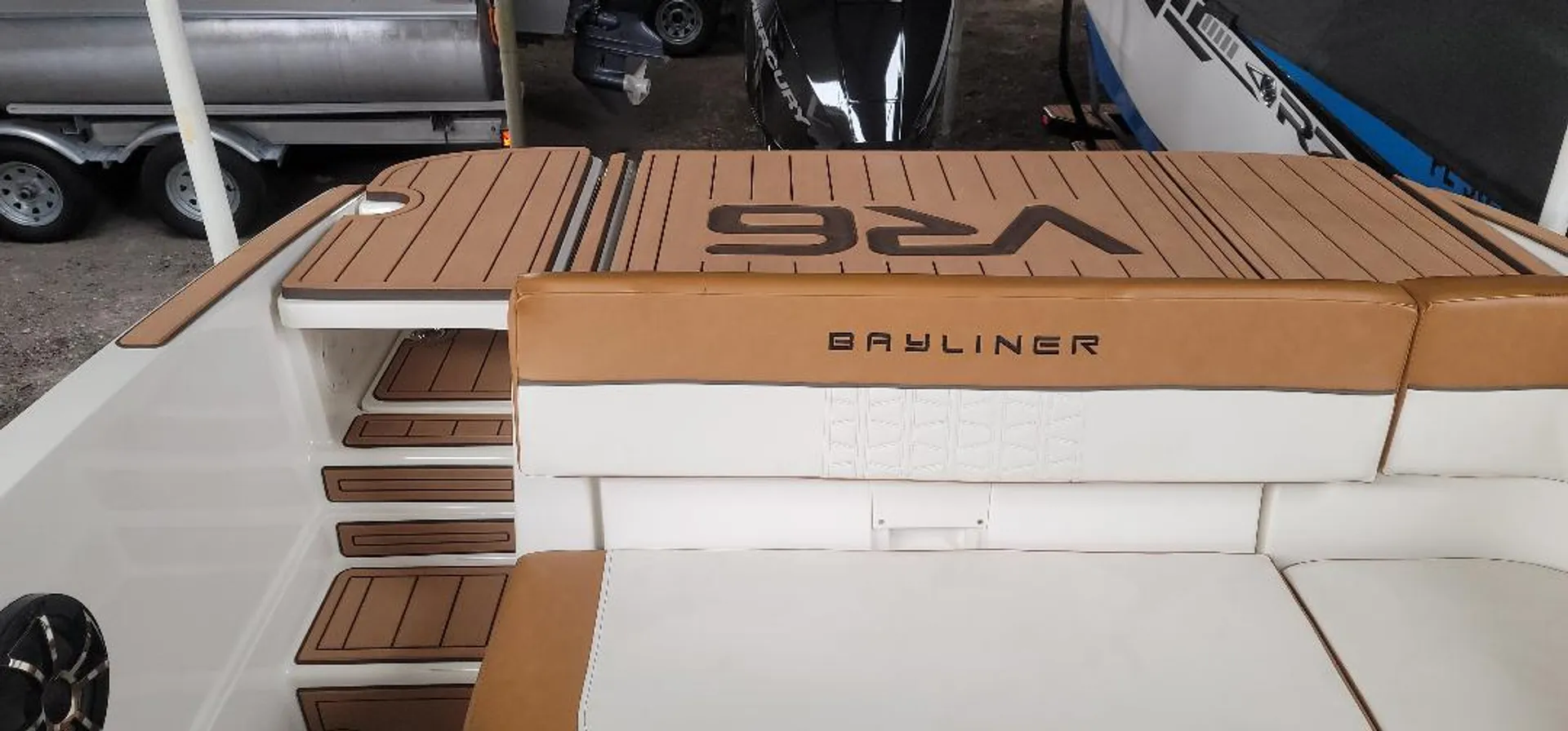 BAYLINER VR6 BOWRIDER OB in Apopka, FL — photo 4