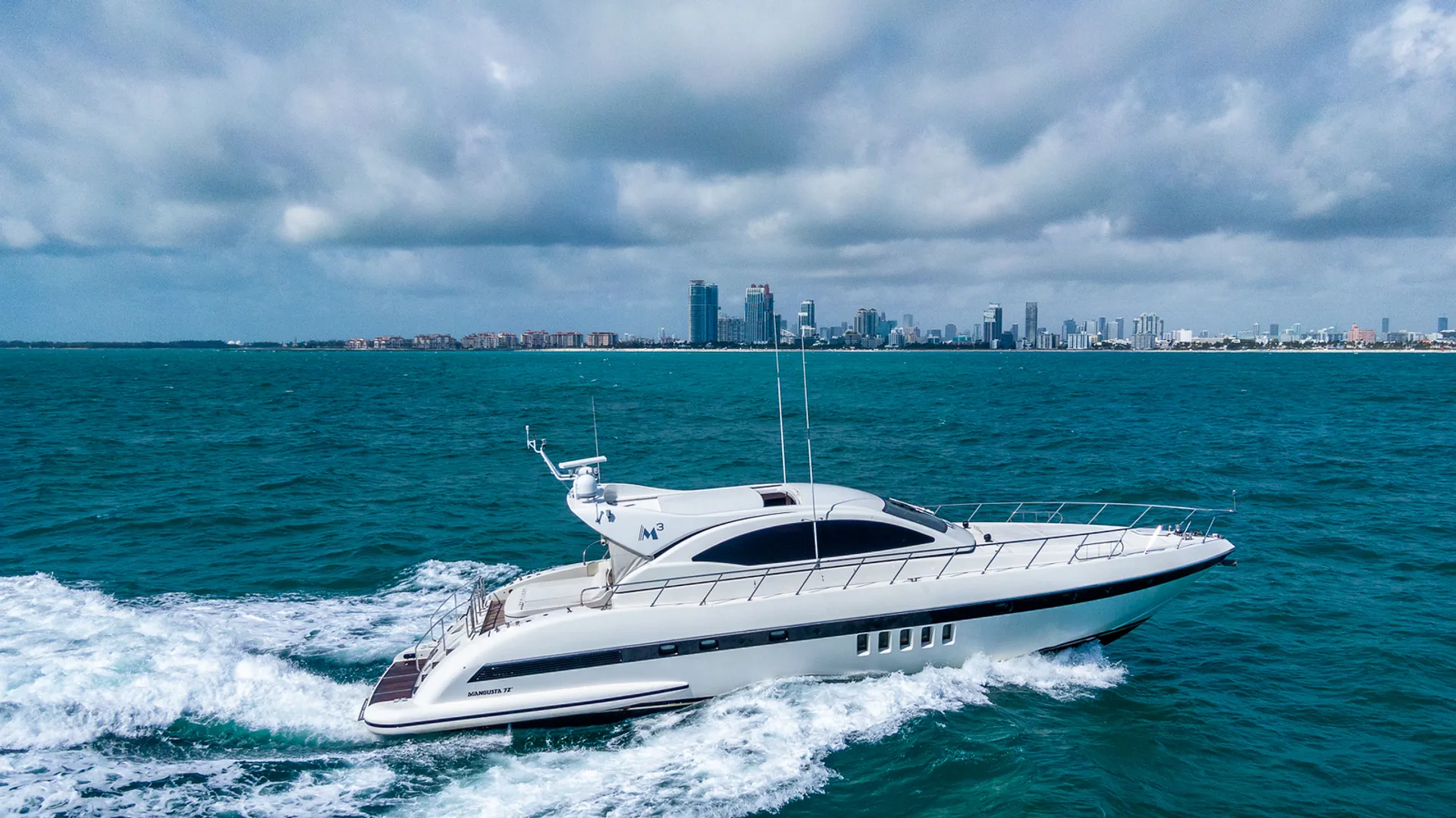 Mangusta 72 in Miami Beach, FL — photo 3