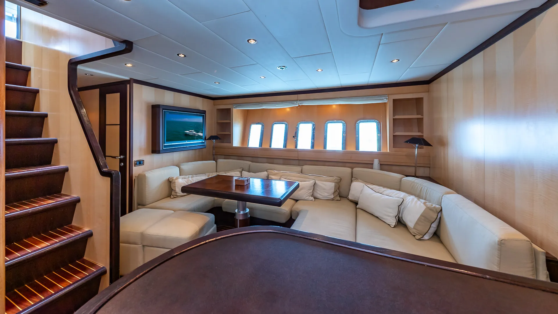 Mangusta 72 in Miami Beach, FL — photo 9